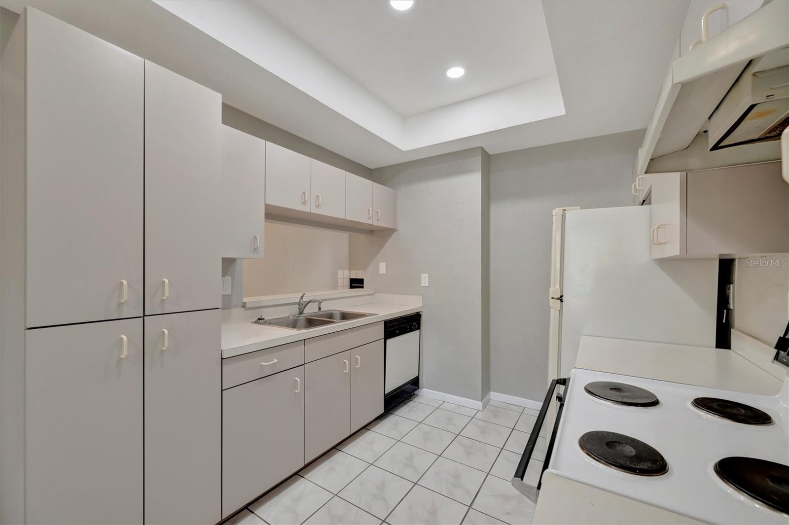 3057 BRANCH DR, CLEARWATER, FL, 33760