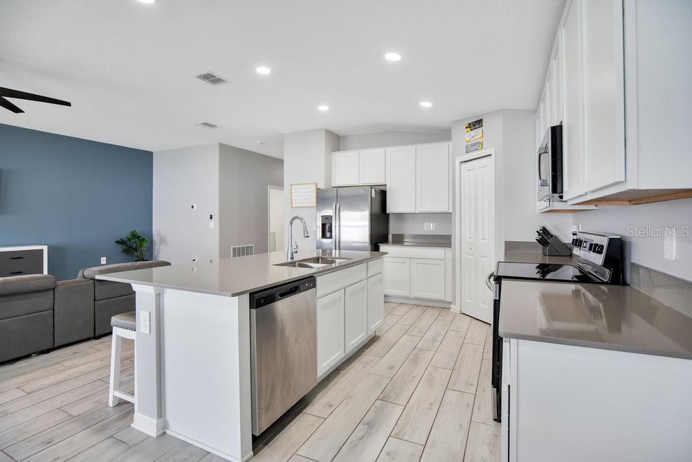 2097 FREEMARK ST, OSTEEN, FL, 32764