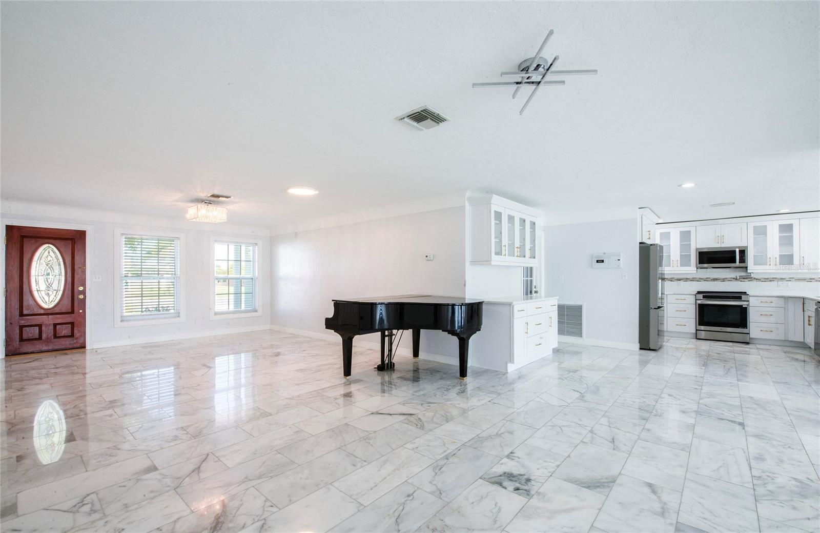 551 CRYSTAL DR, MADEIRA BEACH, FL, 33708