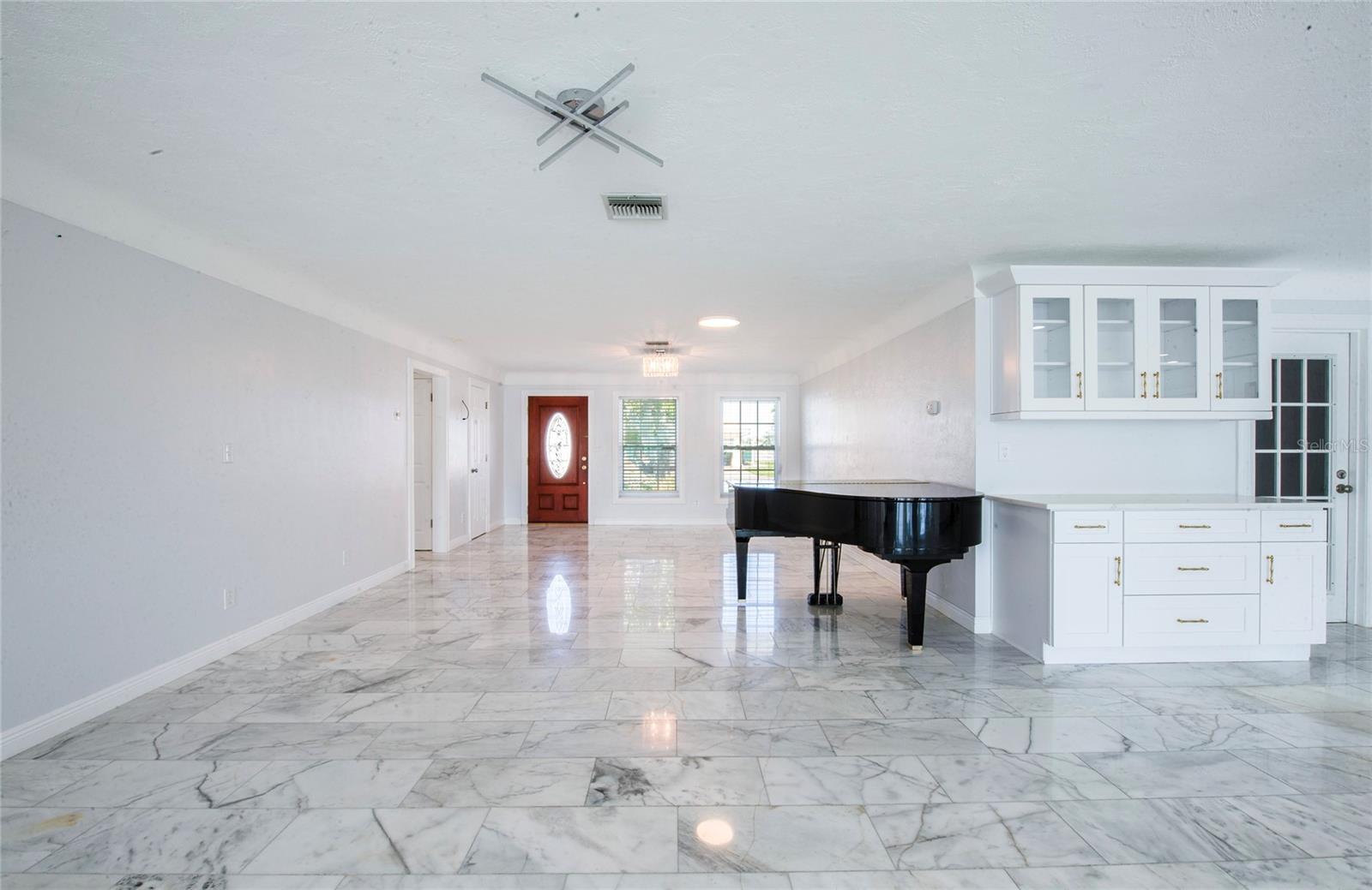 551 CRYSTAL DR, MADEIRA BEACH, FL, 33708