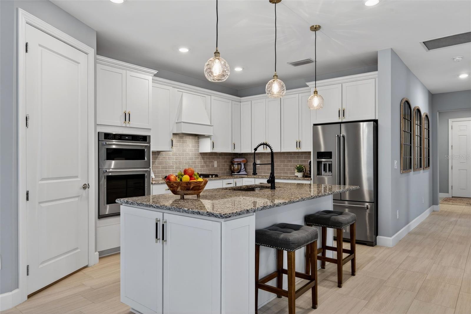 10060 CORAL SHORE DR, ENGLEWOOD, FL, 34223