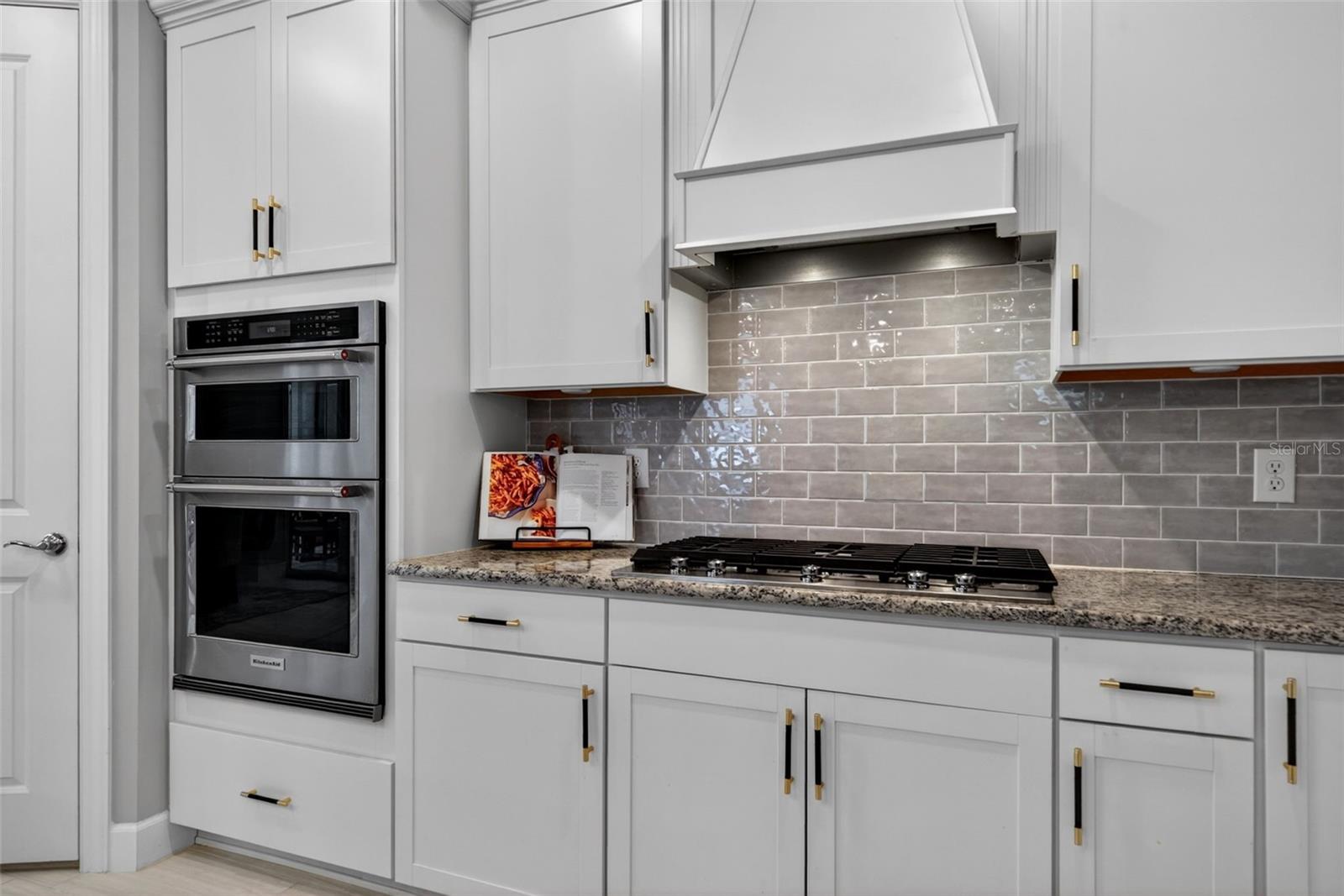 10060 CORAL SHORE DR, ENGLEWOOD, FL, 34223