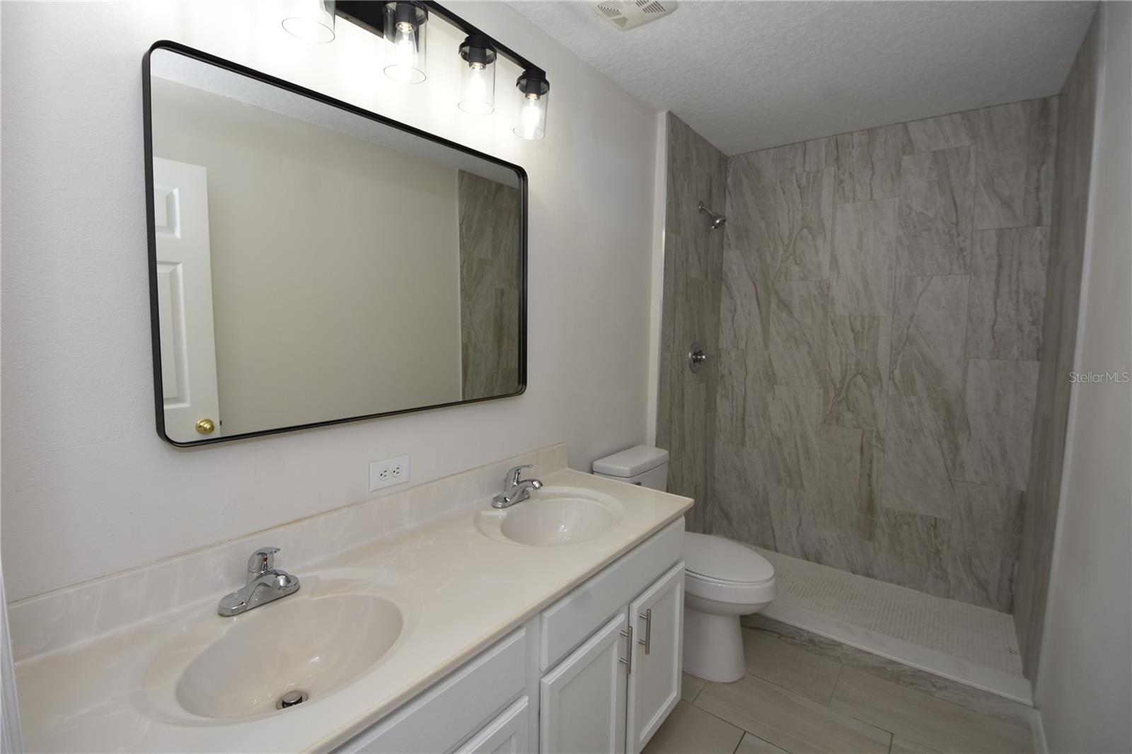 3 SEA BEACON PL, PALM COAST, FL, 32164