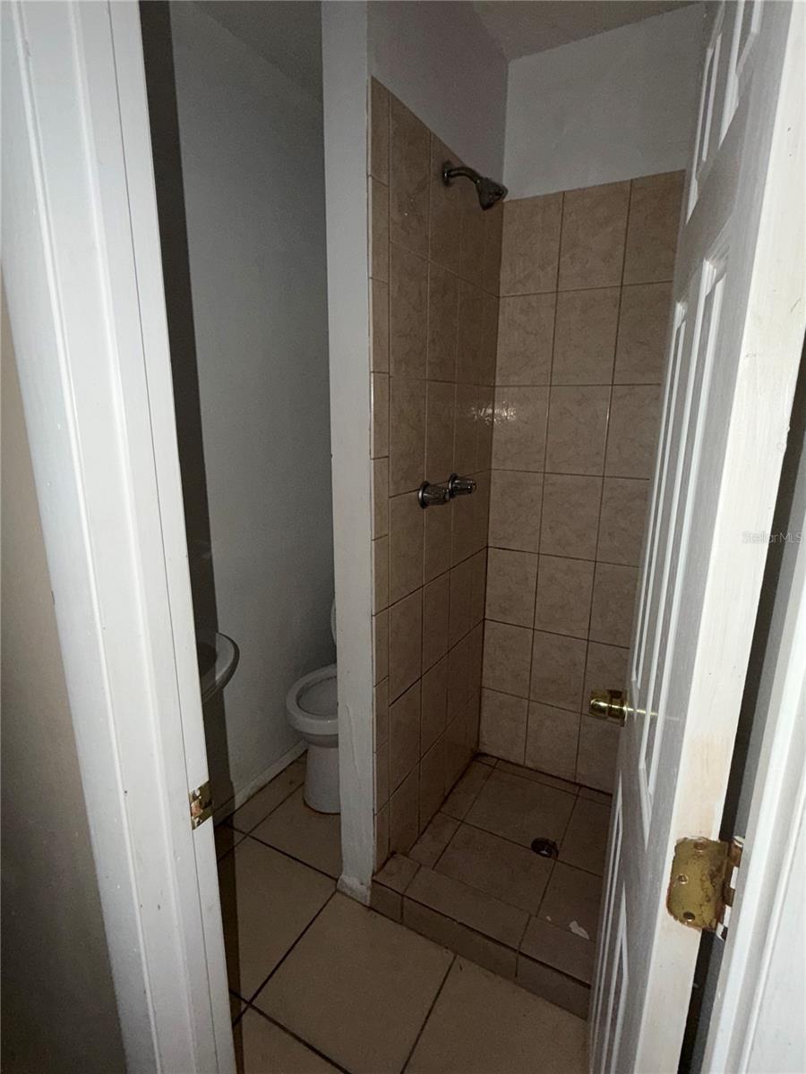 1543 N TUTTLE AVE, SARASOTA, FL, 34237