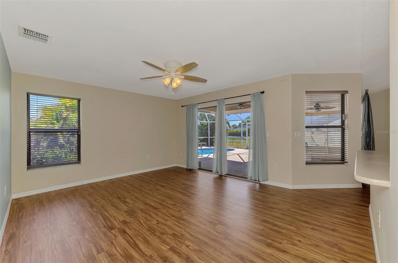 7805 38TH CT E, SARASOTA, FL, 34243