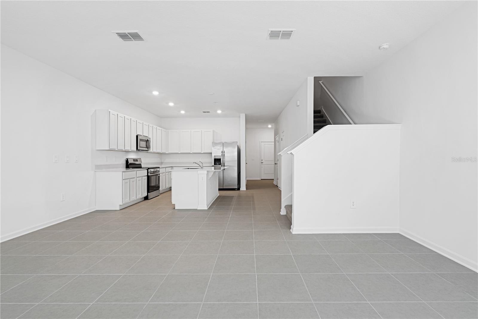 3107 KURTZ TER, DAVENPORT, FL, 33837