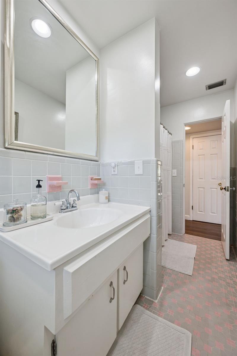 1215 RIDGECREST RD RD, ORLANDO, FL, 32806