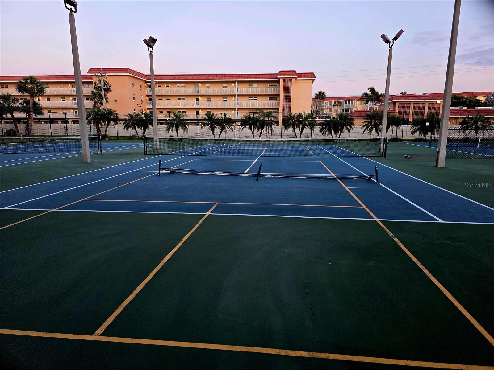 6266 MIDNIGHT PASS RD #404, SARASOTA, FL, 34242