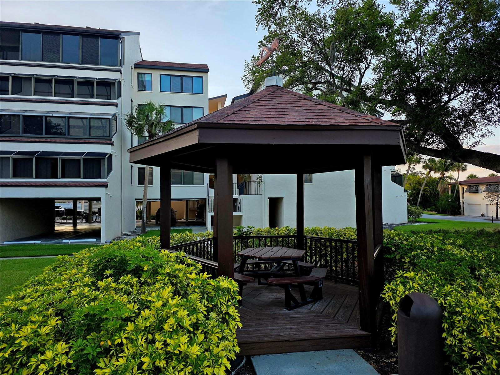 6266 MIDNIGHT PASS RD #404, SARASOTA, FL, 34242