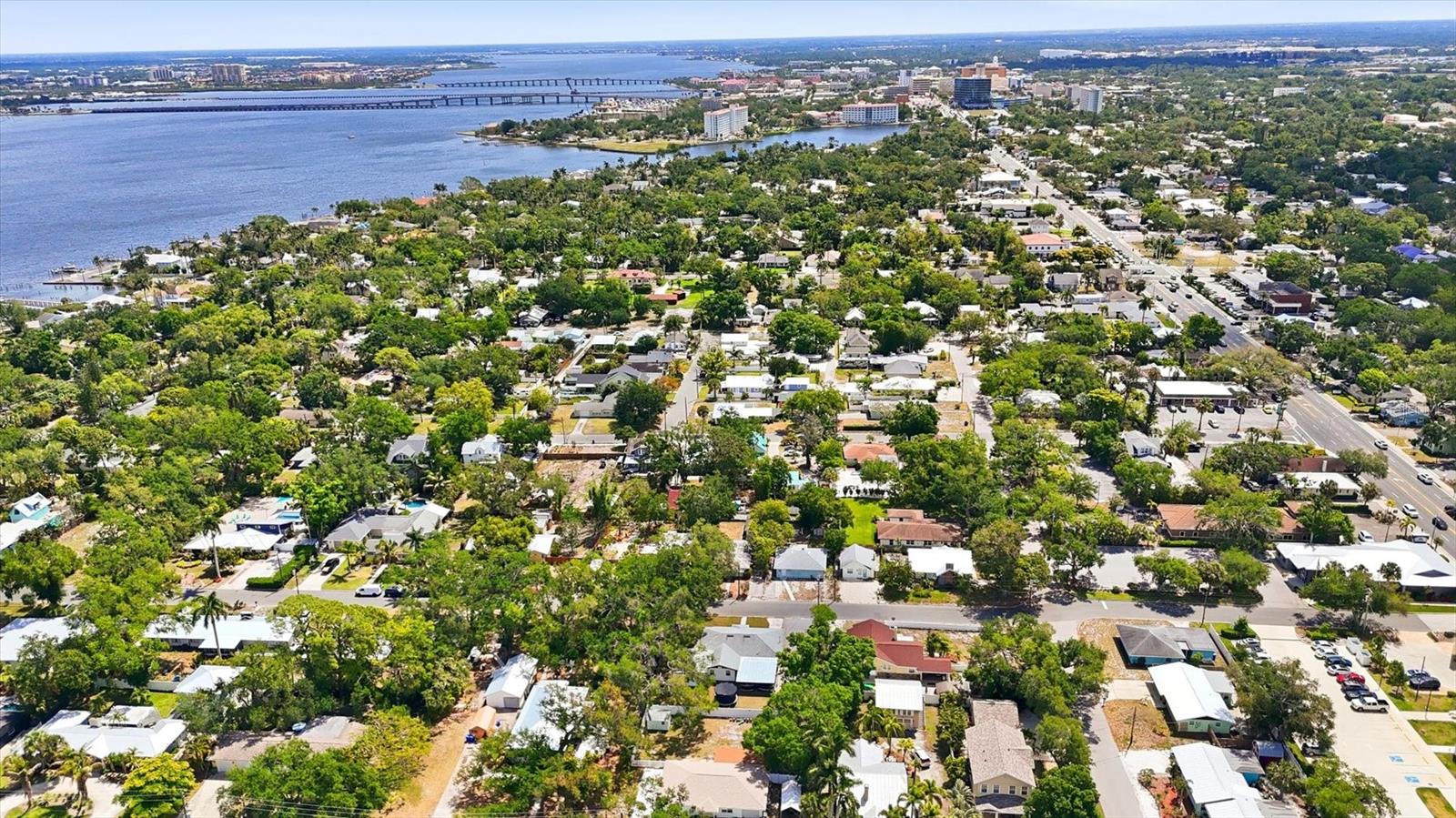 301 28TH ST W, BRADENTON, FL, 34205