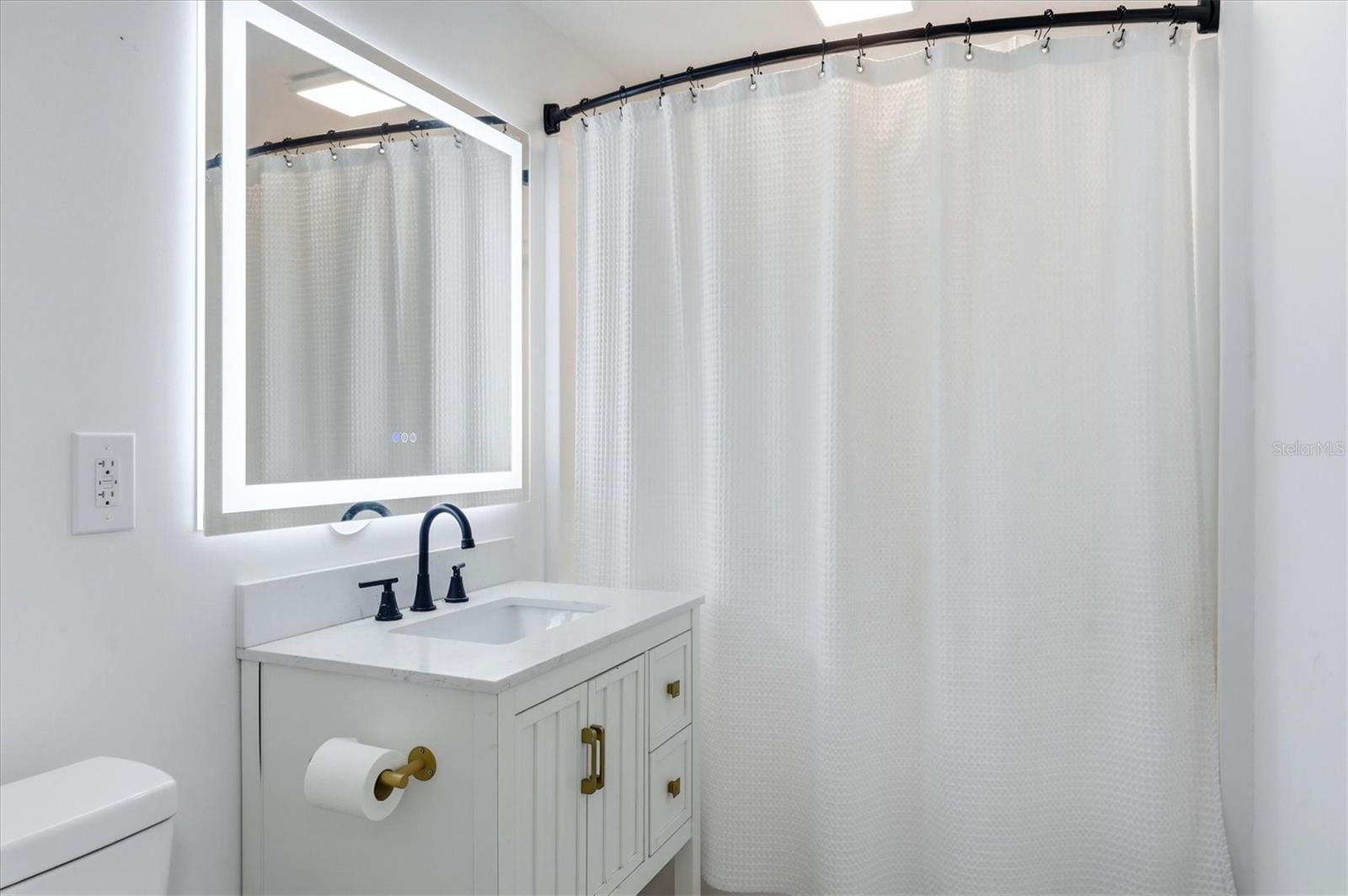 301 28TH ST W, BRADENTON, FL, 34205