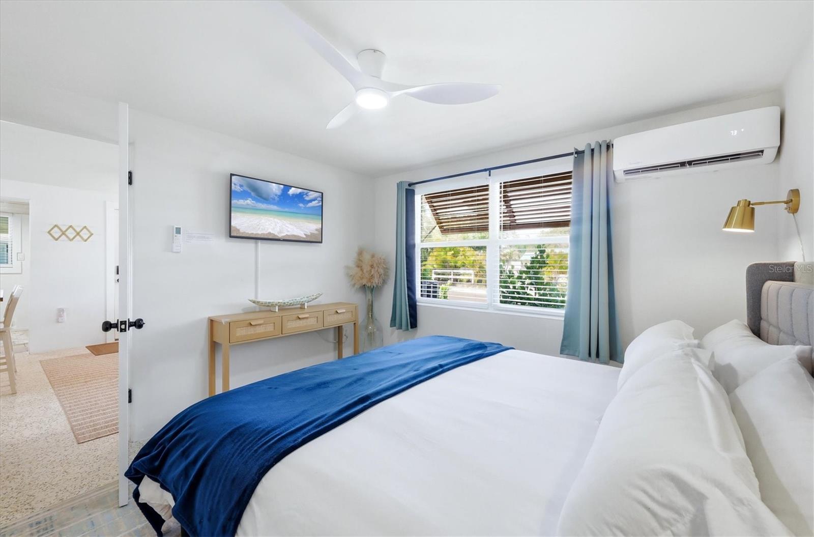 301 28TH ST W, BRADENTON, FL, 34205