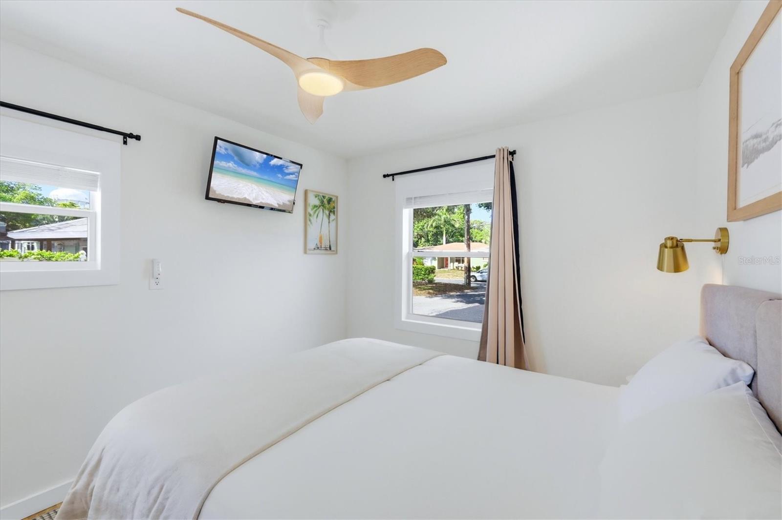 301 28TH ST W, BRADENTON, FL, 34205