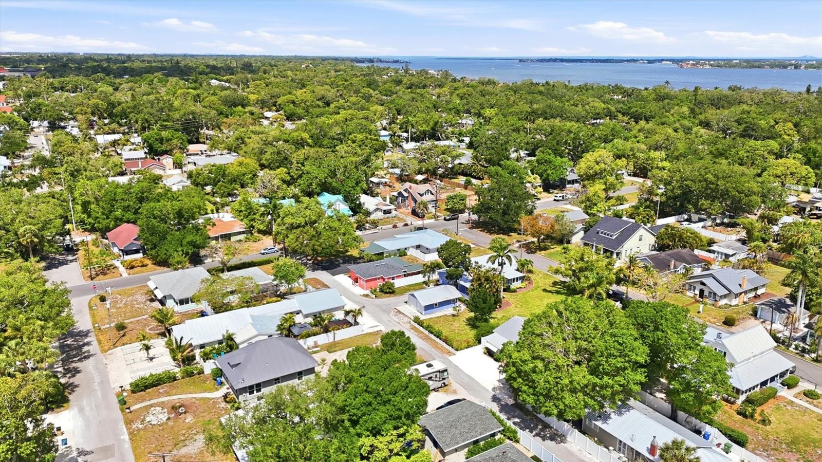 301 28TH ST W, BRADENTON, FL, 34205