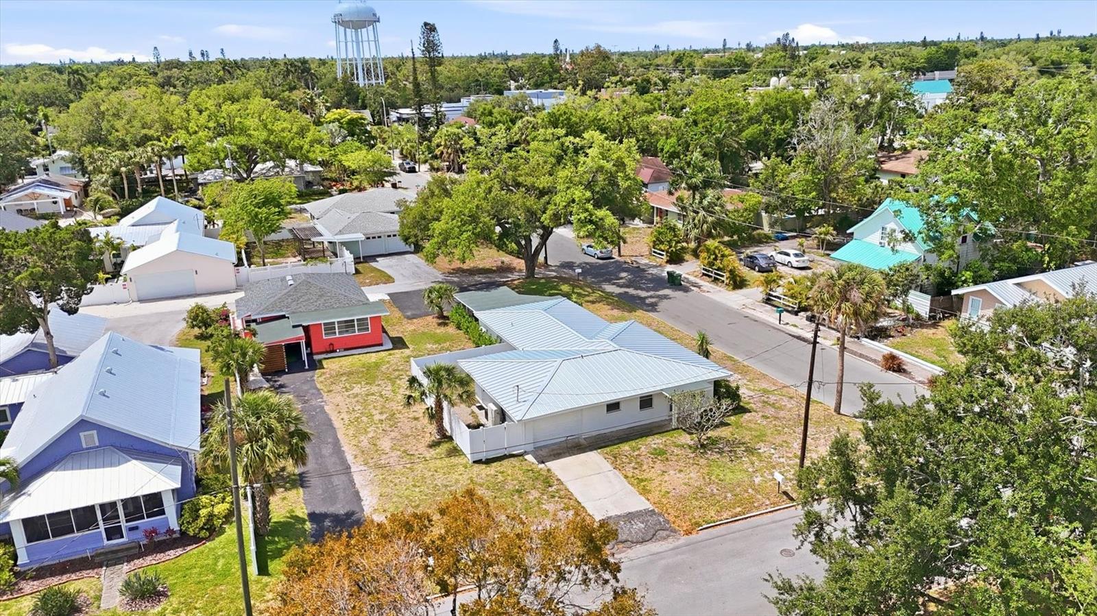 301 28TH ST W, BRADENTON, FL, 34205