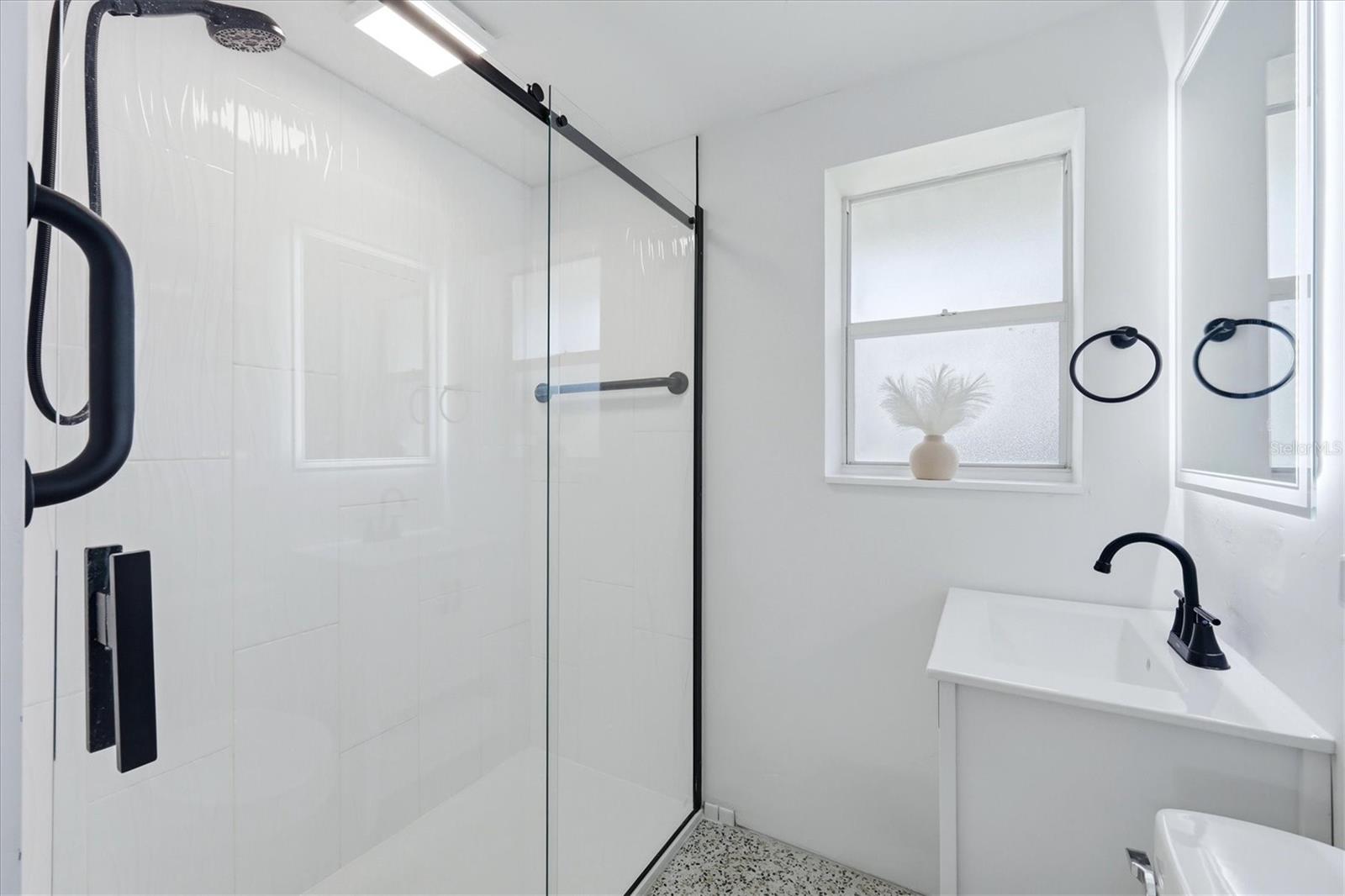 301 28TH ST W, BRADENTON, FL, 34205