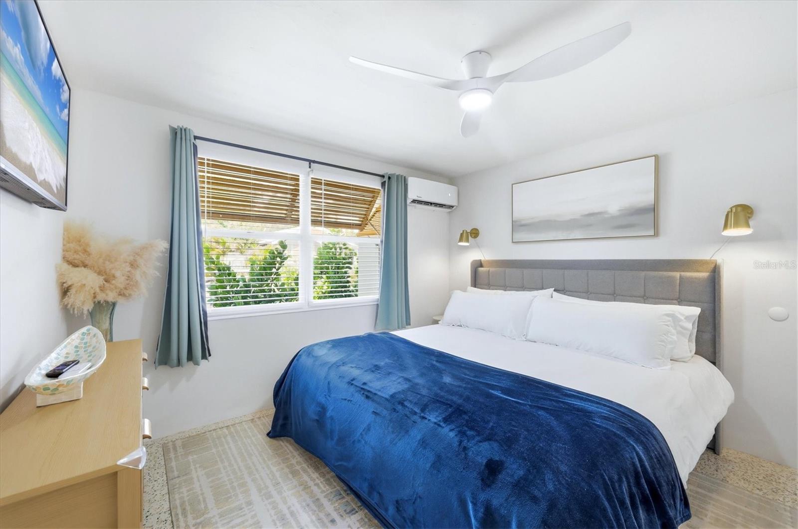 301 28TH ST W, BRADENTON, FL, 34205