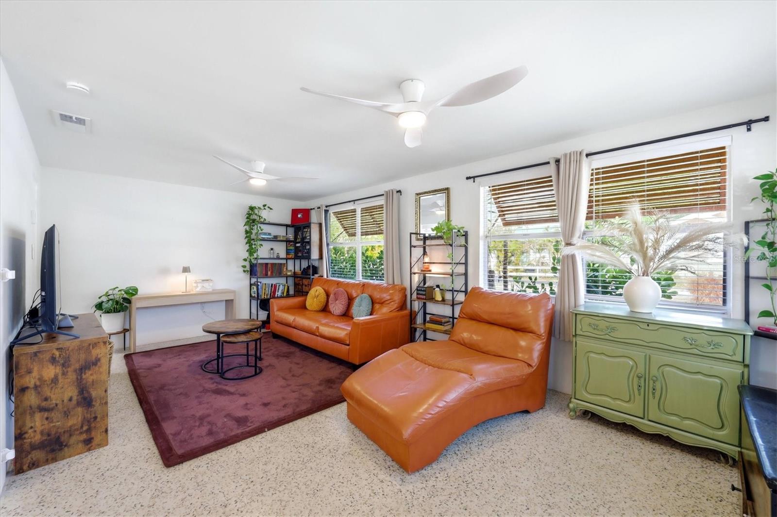 301 28TH ST W, BRADENTON, FL, 34205