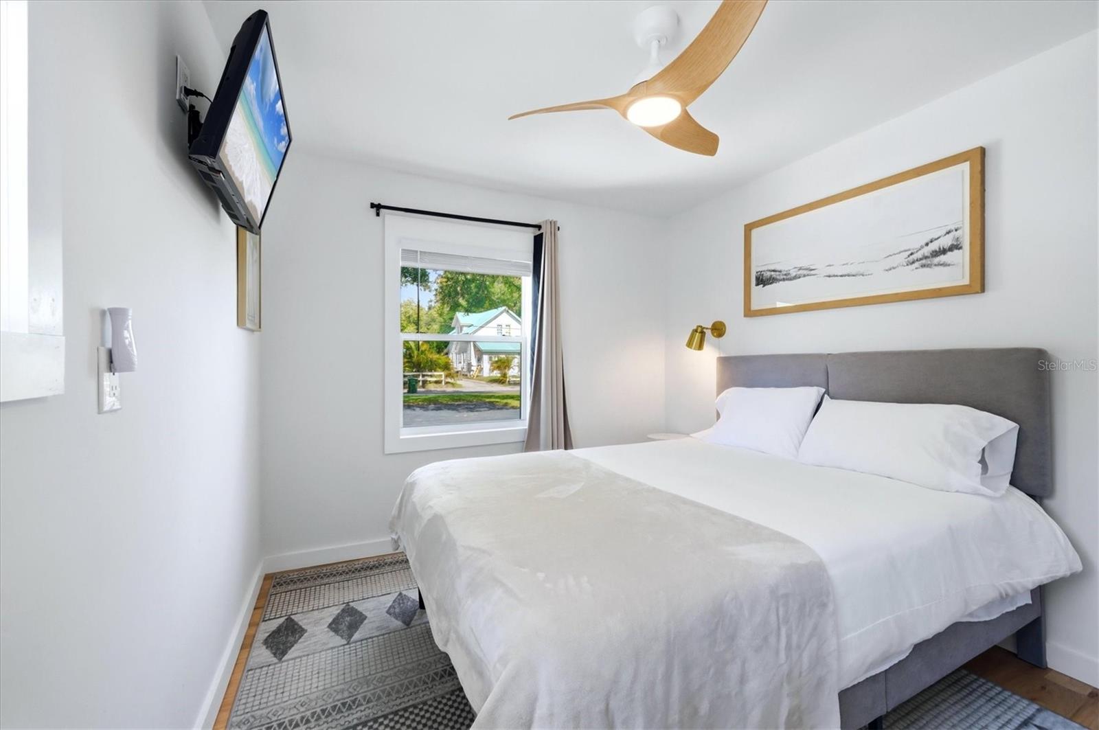 301 28TH ST W, BRADENTON, FL, 34205