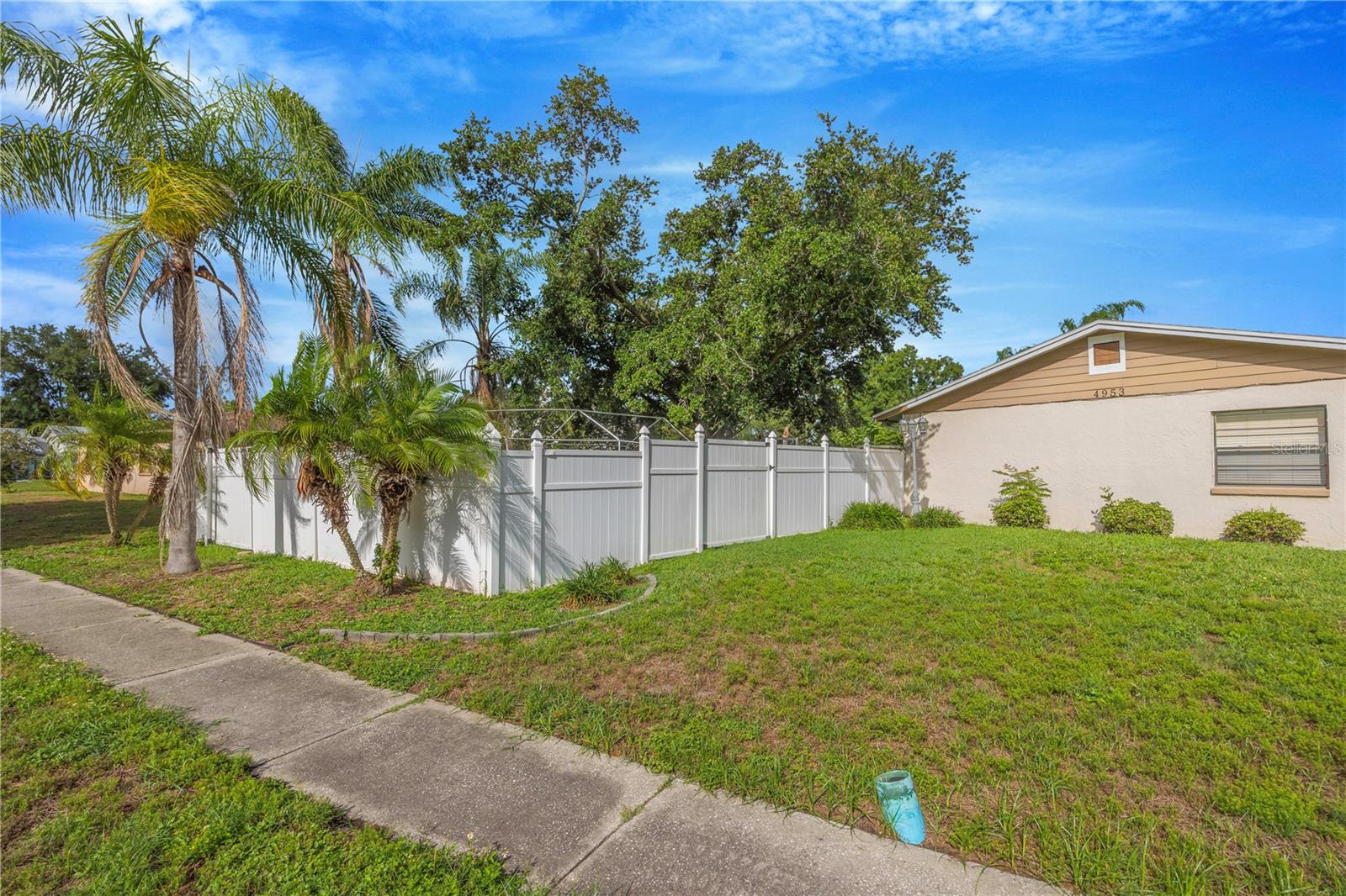 4953 PENNSBURY DR, TAMPA, FL, 33624