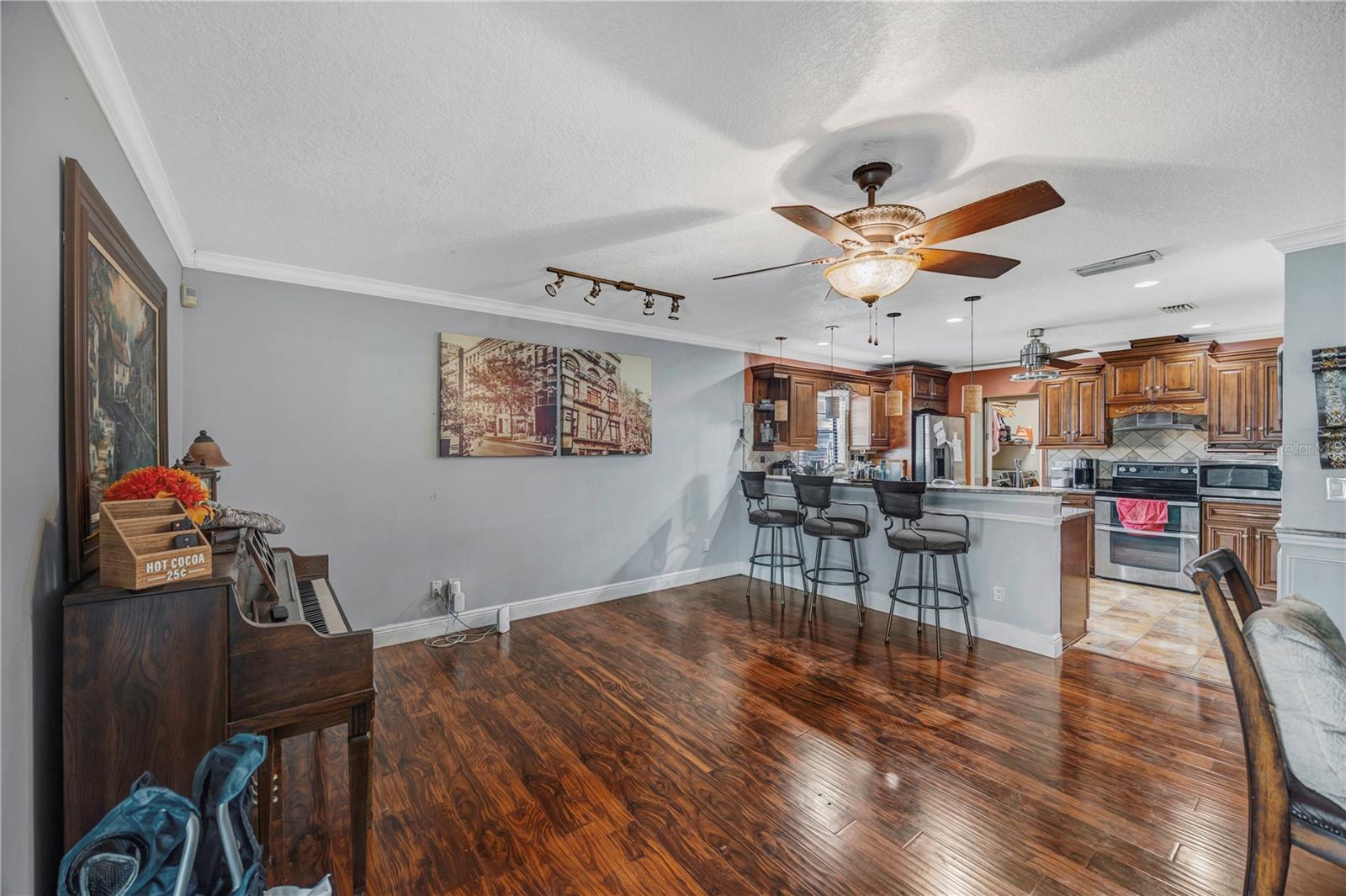 4953 PENNSBURY DR, TAMPA, FL, 33624