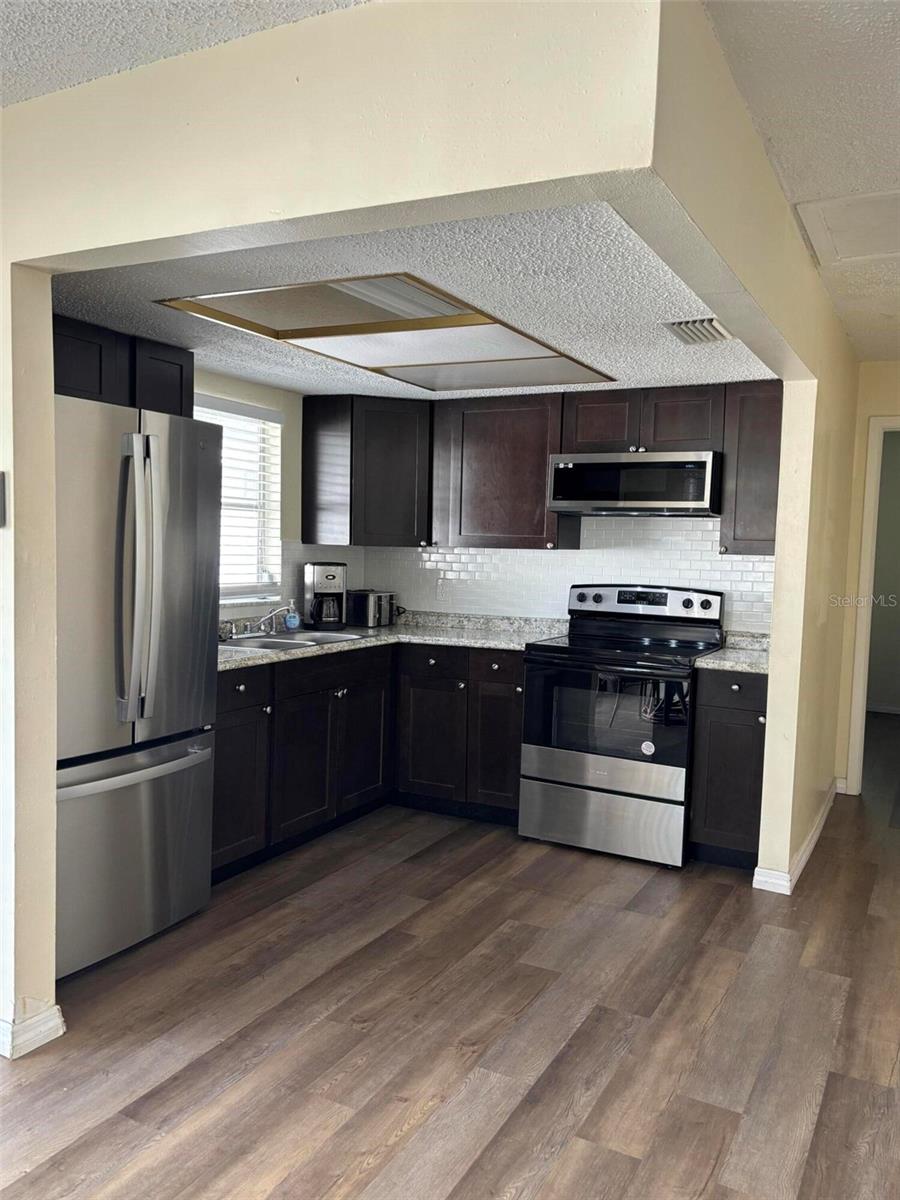 1105 AMBLE LN, CLEARWATER, FL, 33755