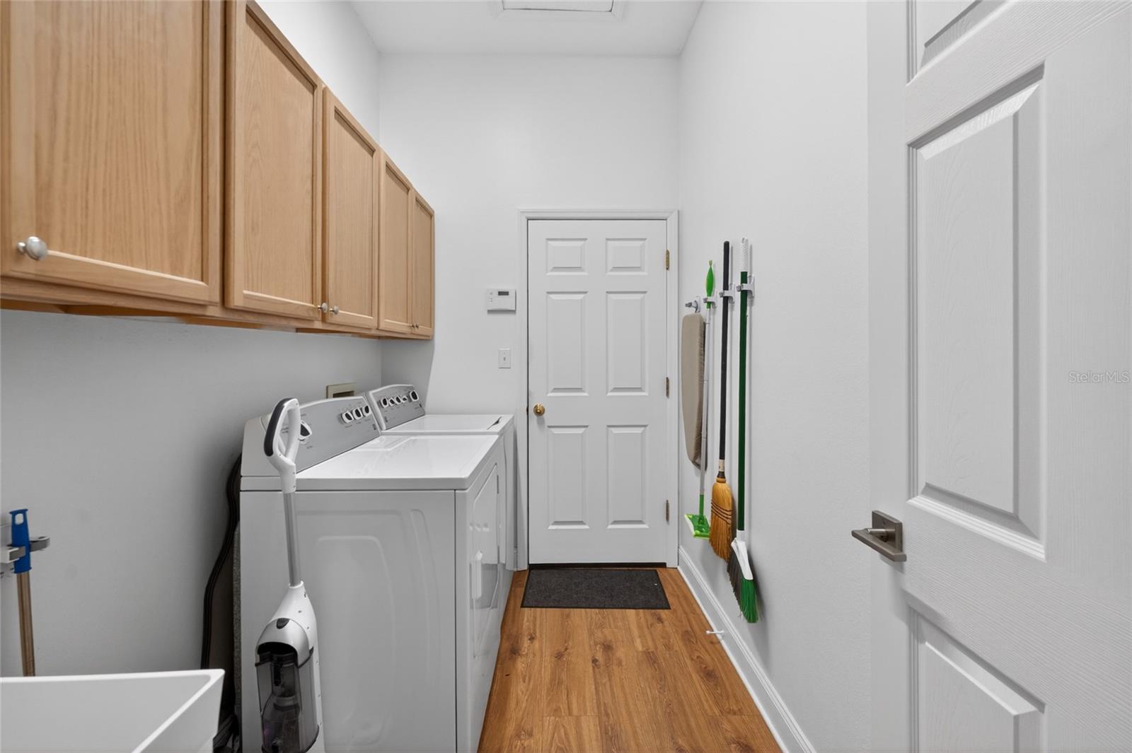 8712 TANTALLON CIR, TAMPA, FL, 33647