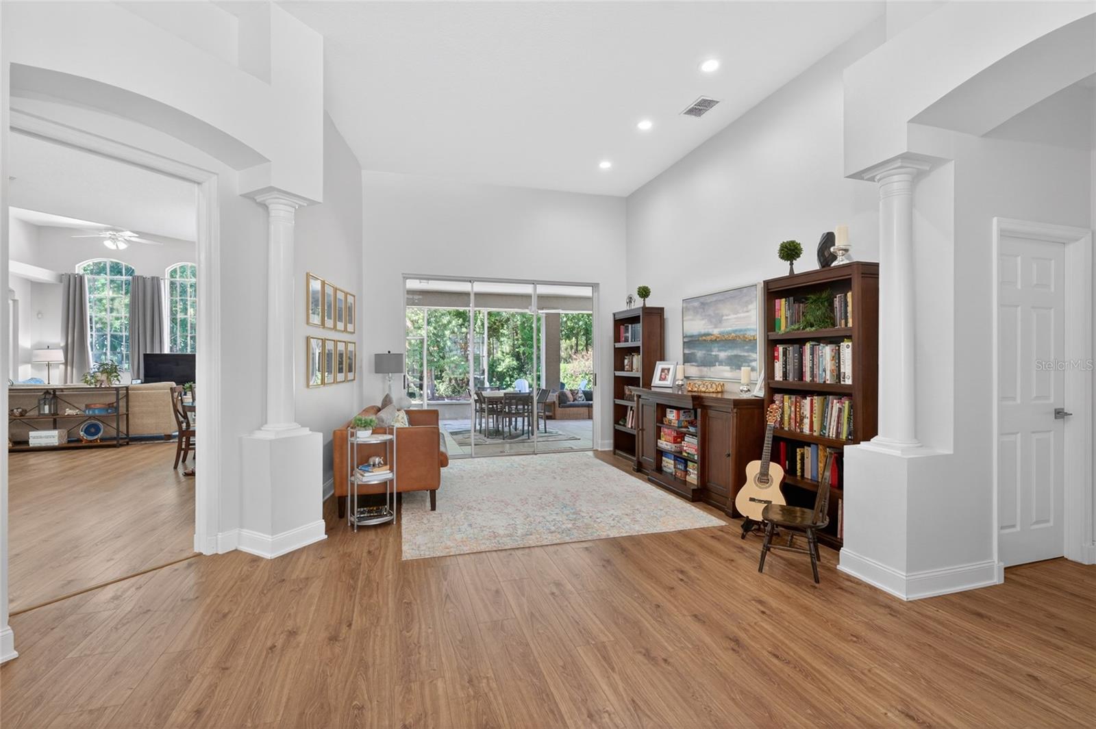 8712 TANTALLON CIR, TAMPA, FL, 33647