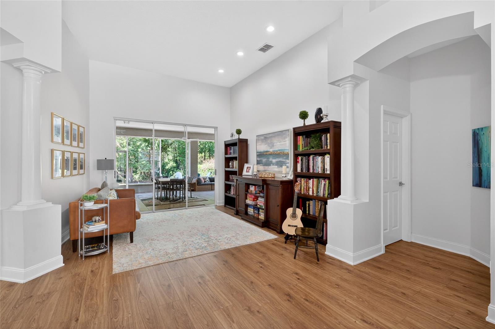 8712 TANTALLON CIR, TAMPA, FL, 33647