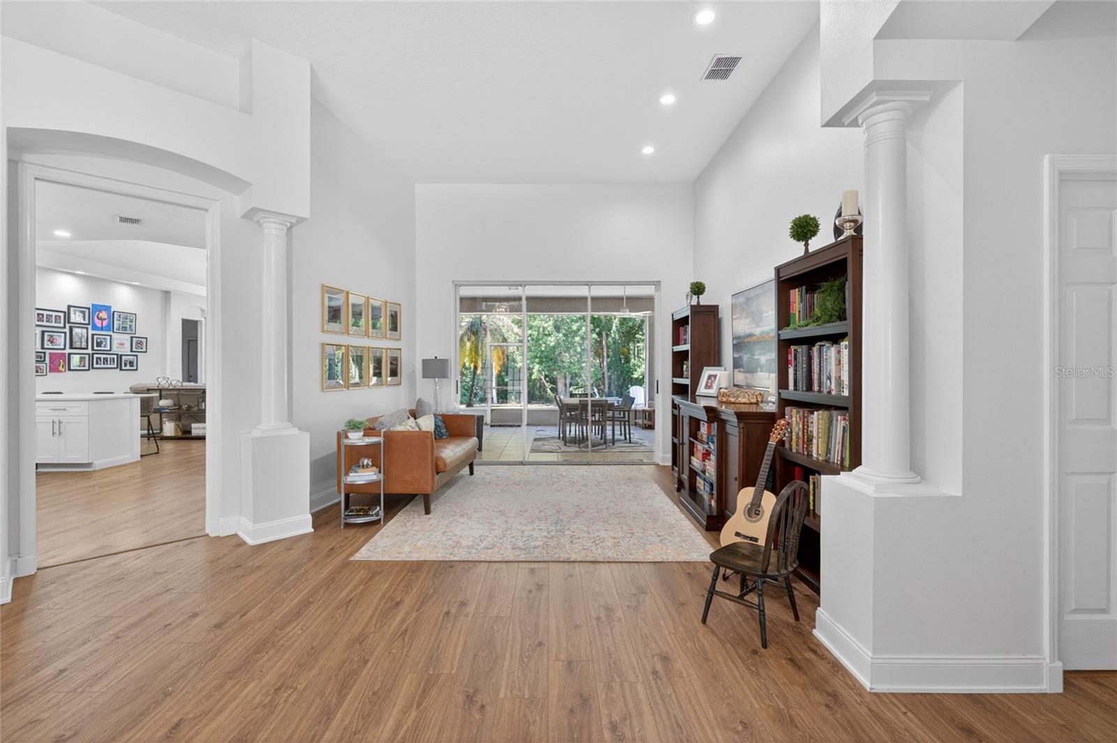 8712 TANTALLON CIR, TAMPA, FL, 33647
