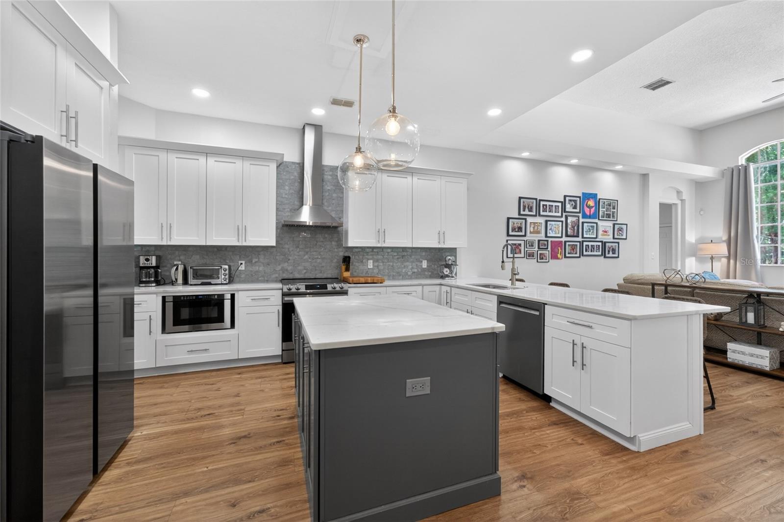 8712 TANTALLON CIR, TAMPA, FL, 33647
