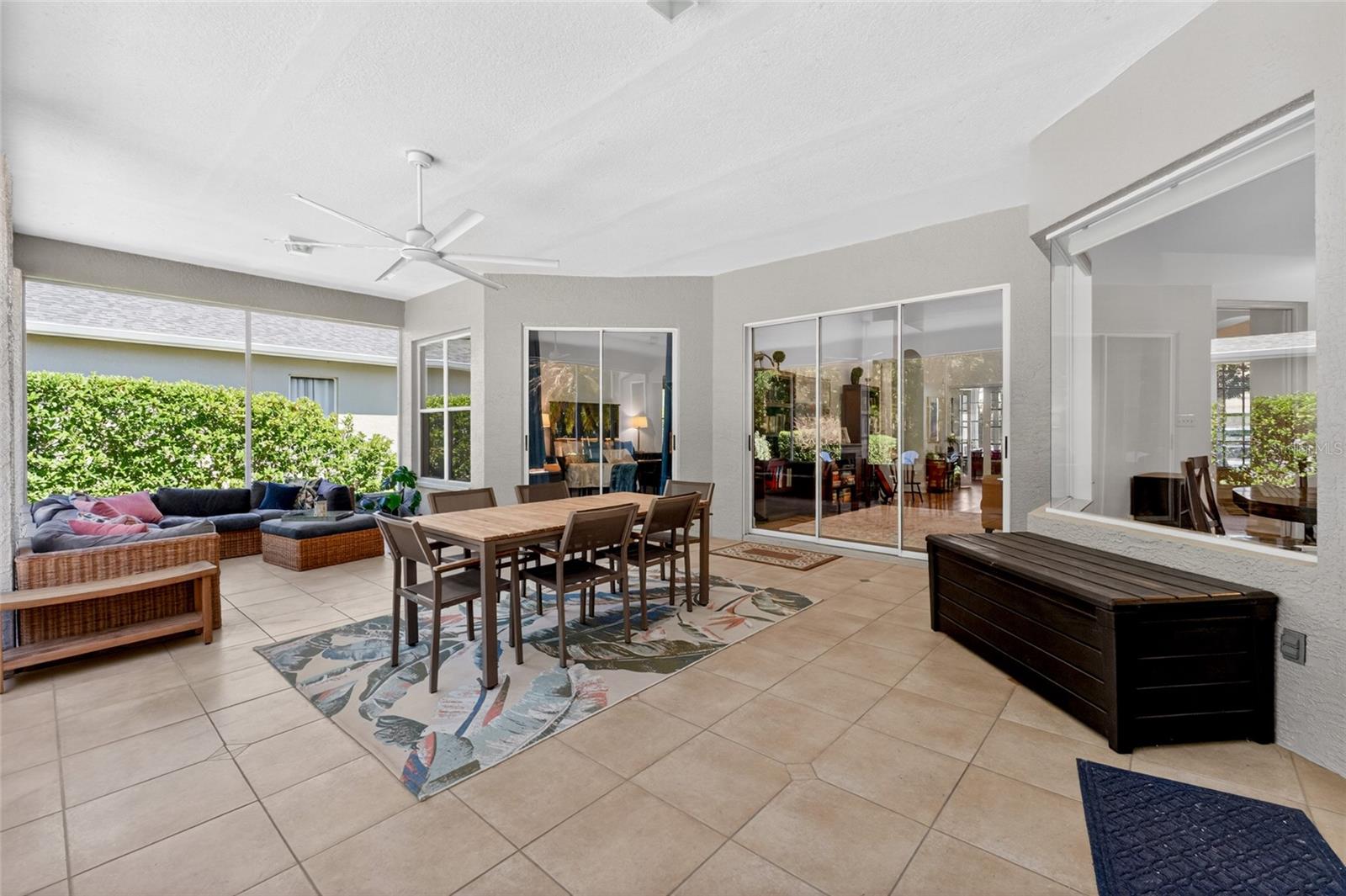 8712 TANTALLON CIR, TAMPA, FL, 33647