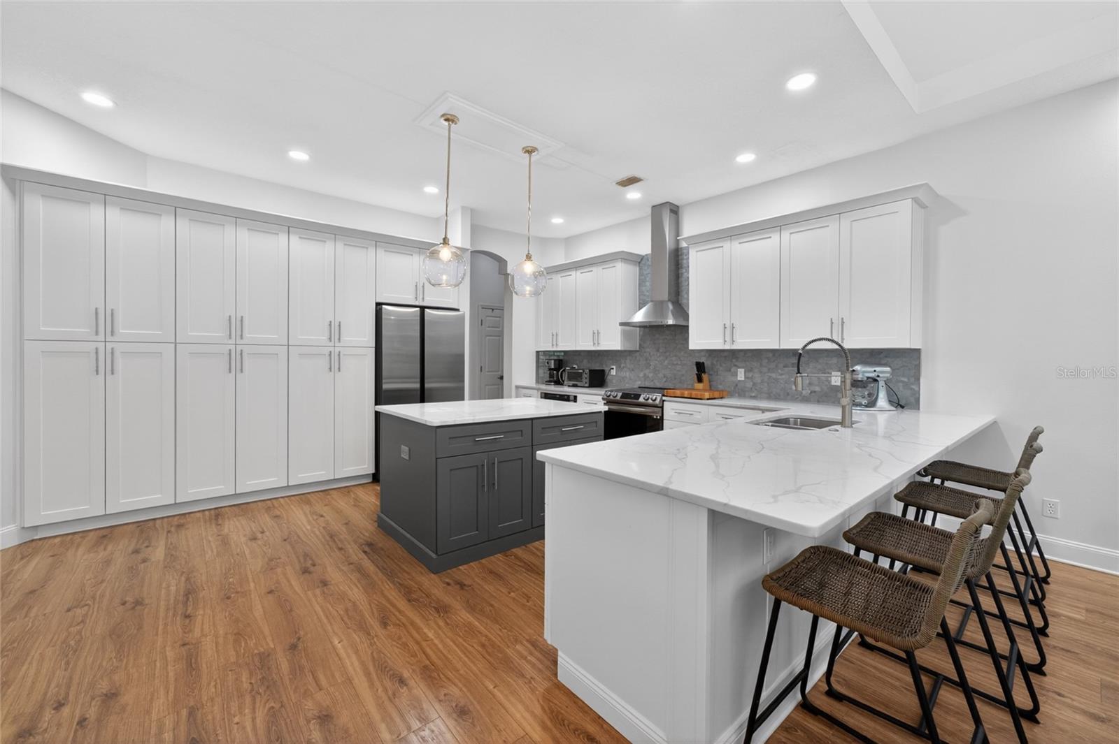 8712 TANTALLON CIR, TAMPA, FL, 33647