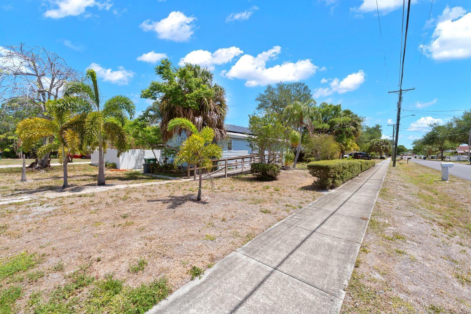 2915 W BALLAST POINT BLVD, TAMPA, FL, 33611