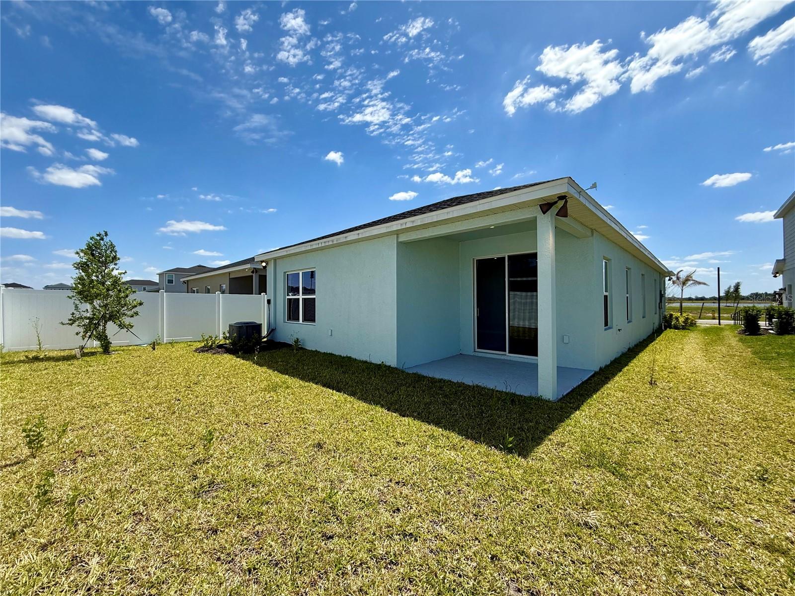 2467 WHITE LADYFISH RD, WIMAUMA, FL, 33598
