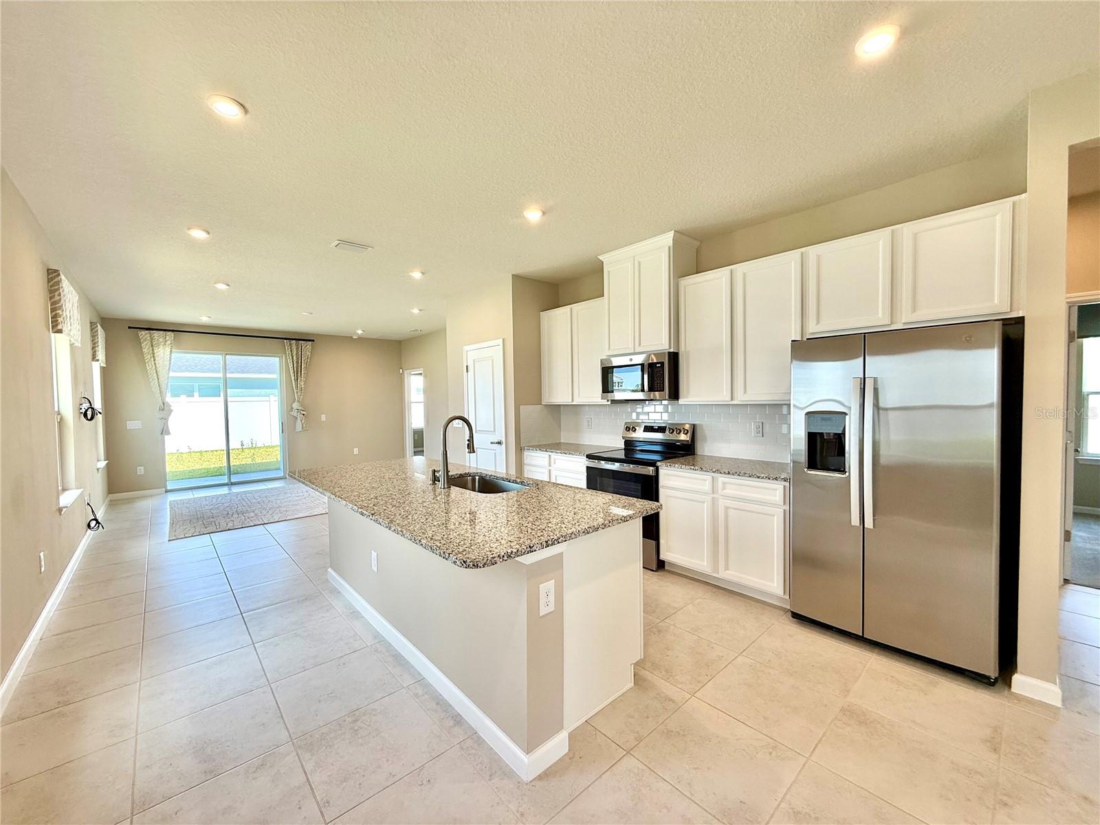 2467 WHITE LADYFISH RD, WIMAUMA, FL, 33598