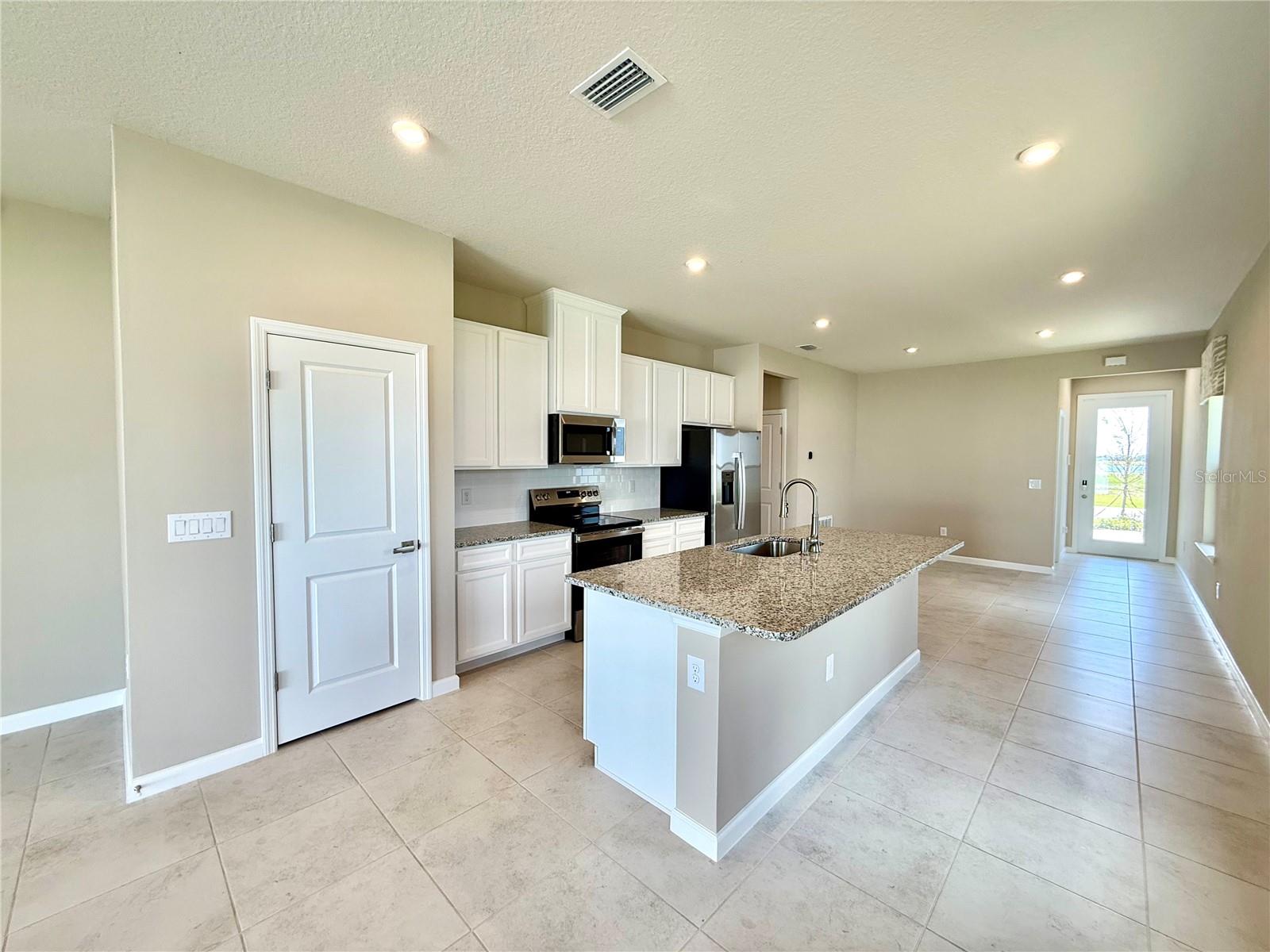 2467 WHITE LADYFISH RD, WIMAUMA, FL, 33598