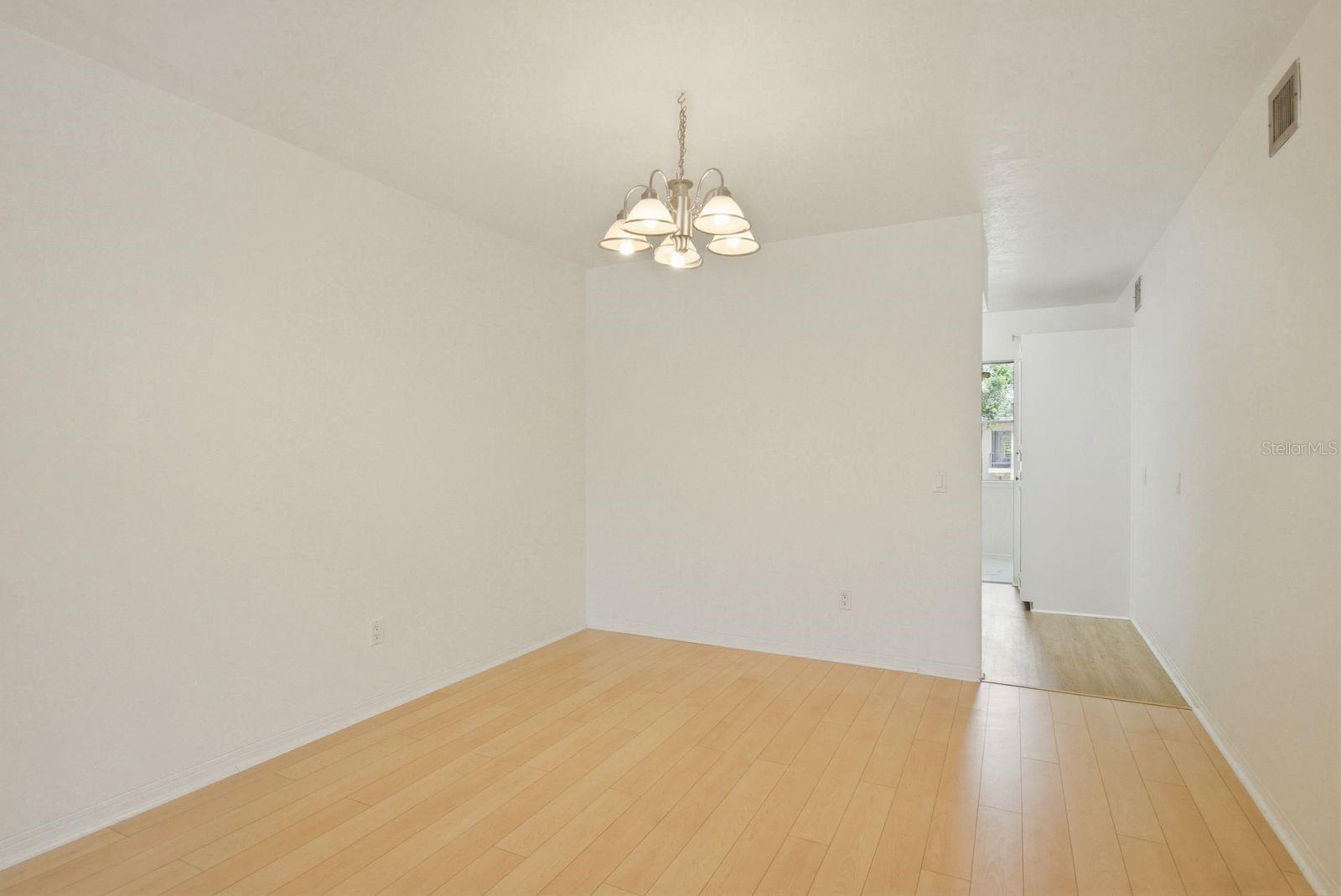 5593 40TH AVE N #418, KENNETH CITY, FL, 33709