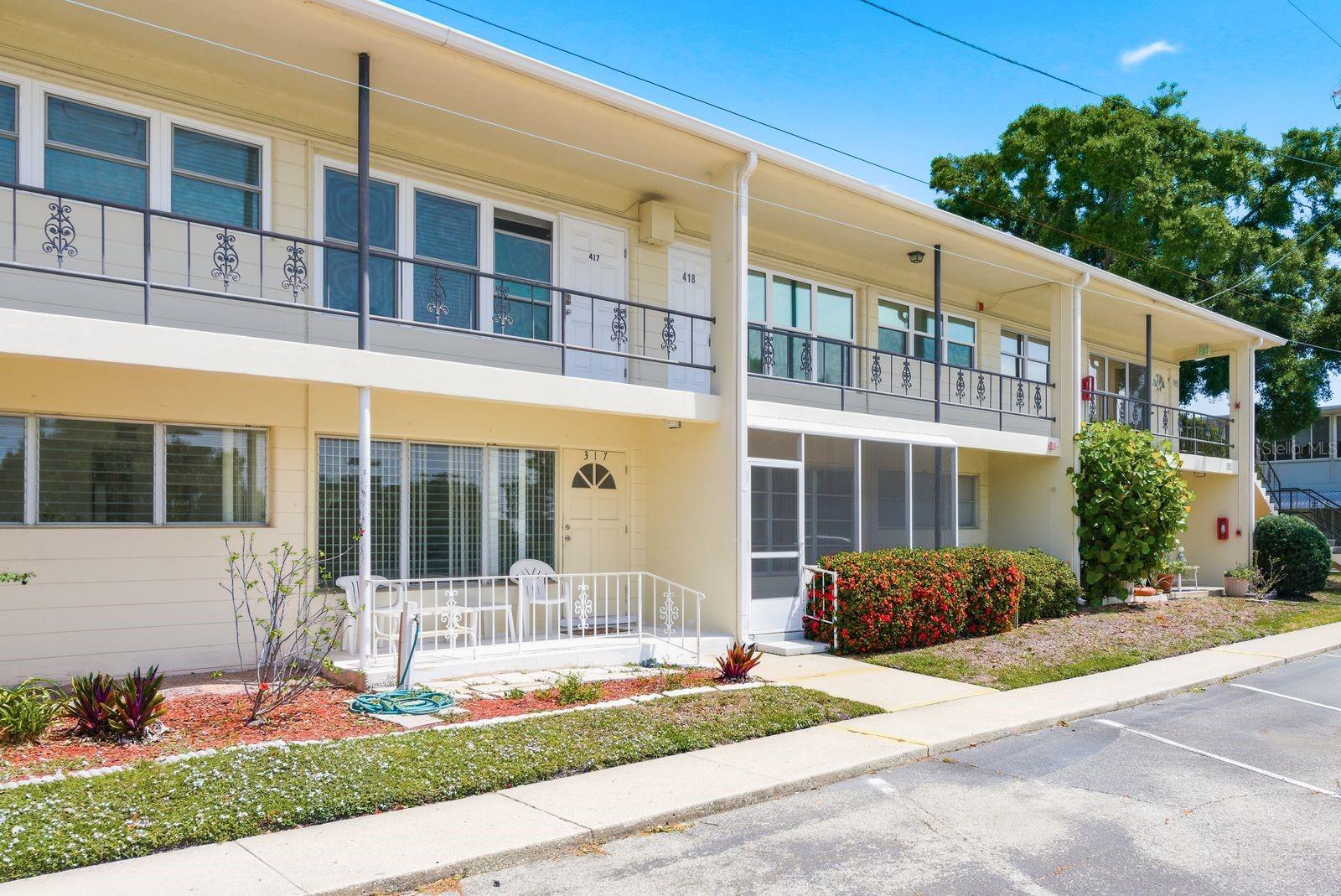 5593 40TH AVE N #418, KENNETH CITY, FL, 33709