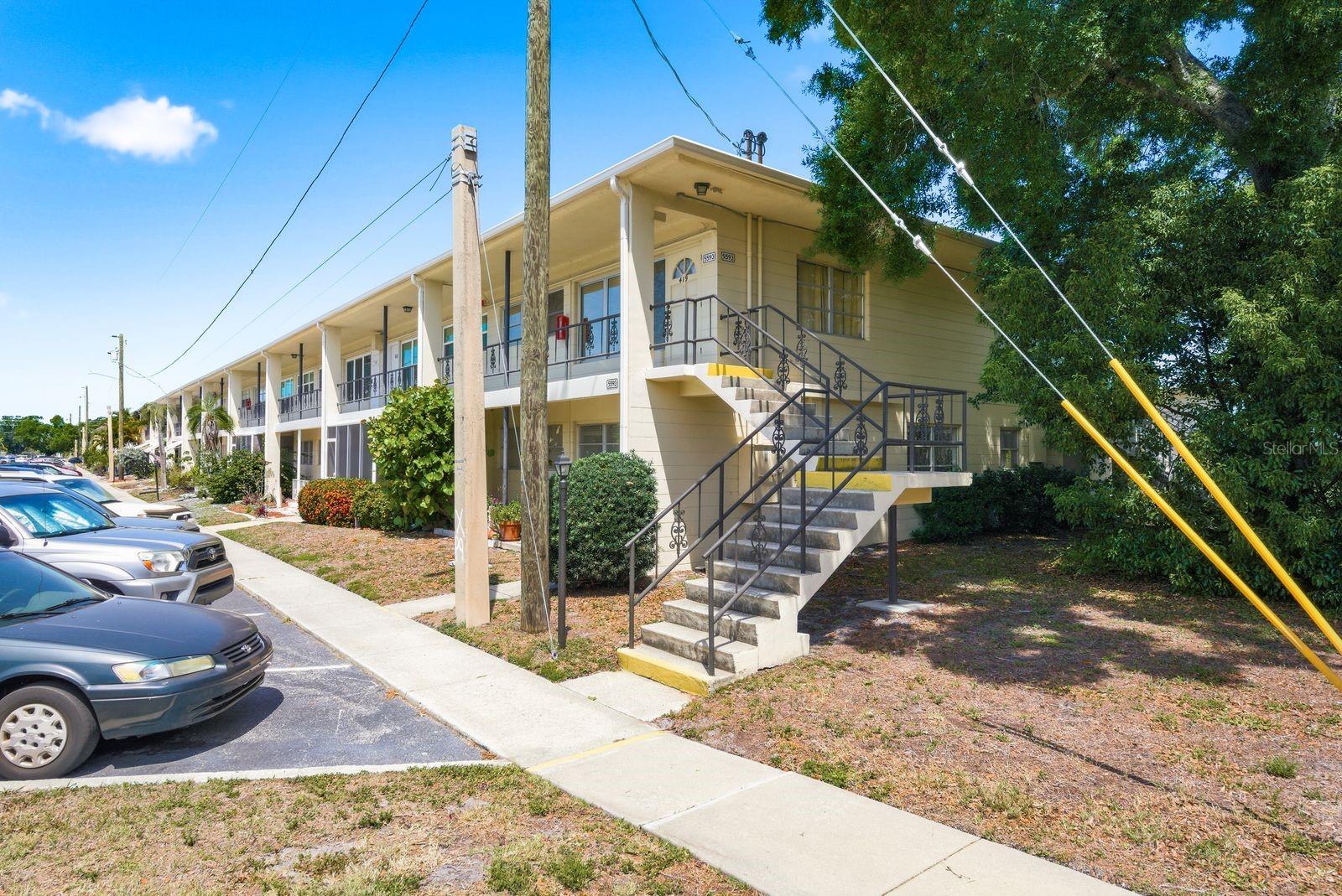 5593 40TH AVE N #418, KENNETH CITY, FL, 33709