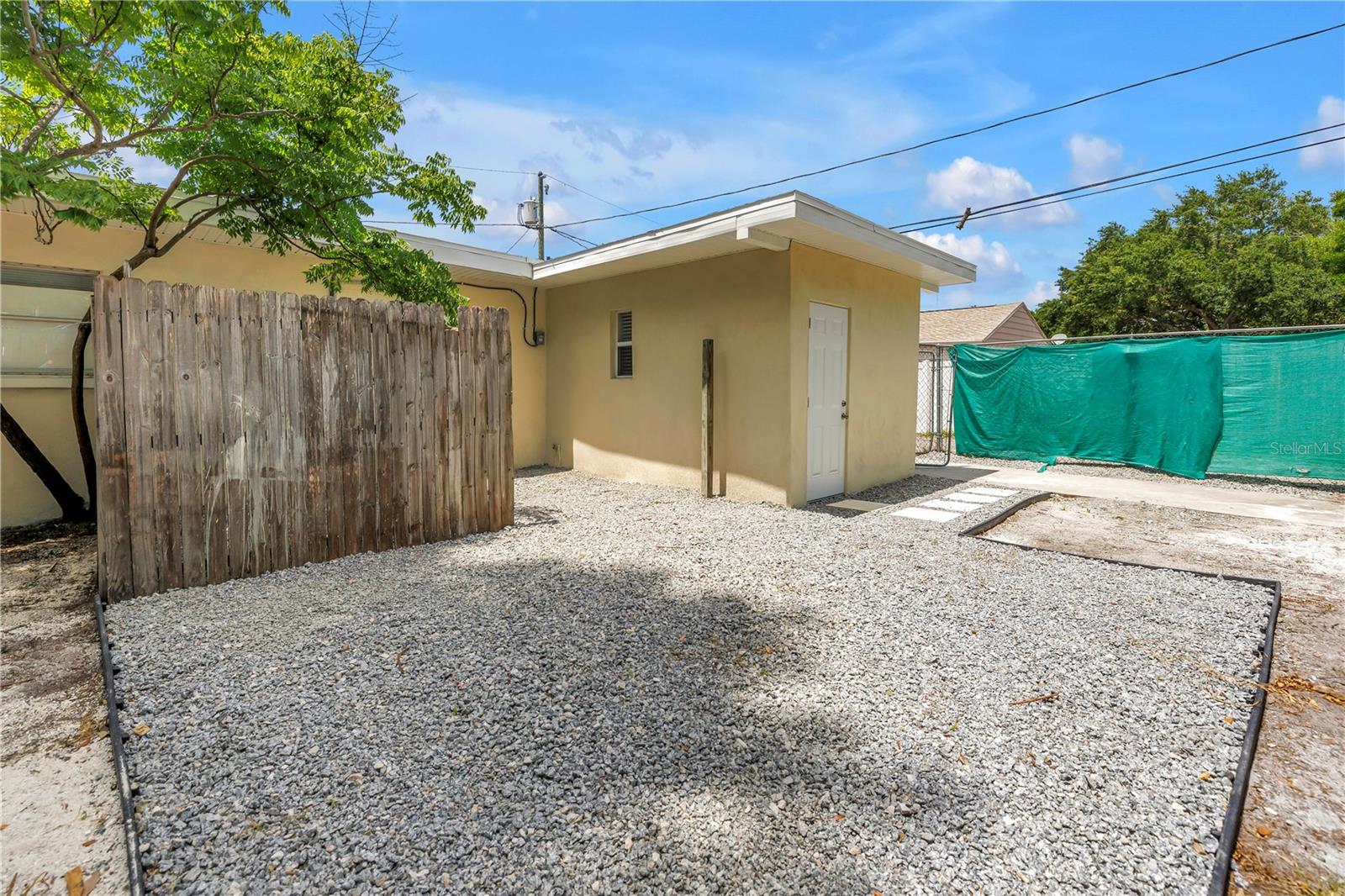 110 NE MONROE CIR N, ST PETERSBURG, FL, 33702