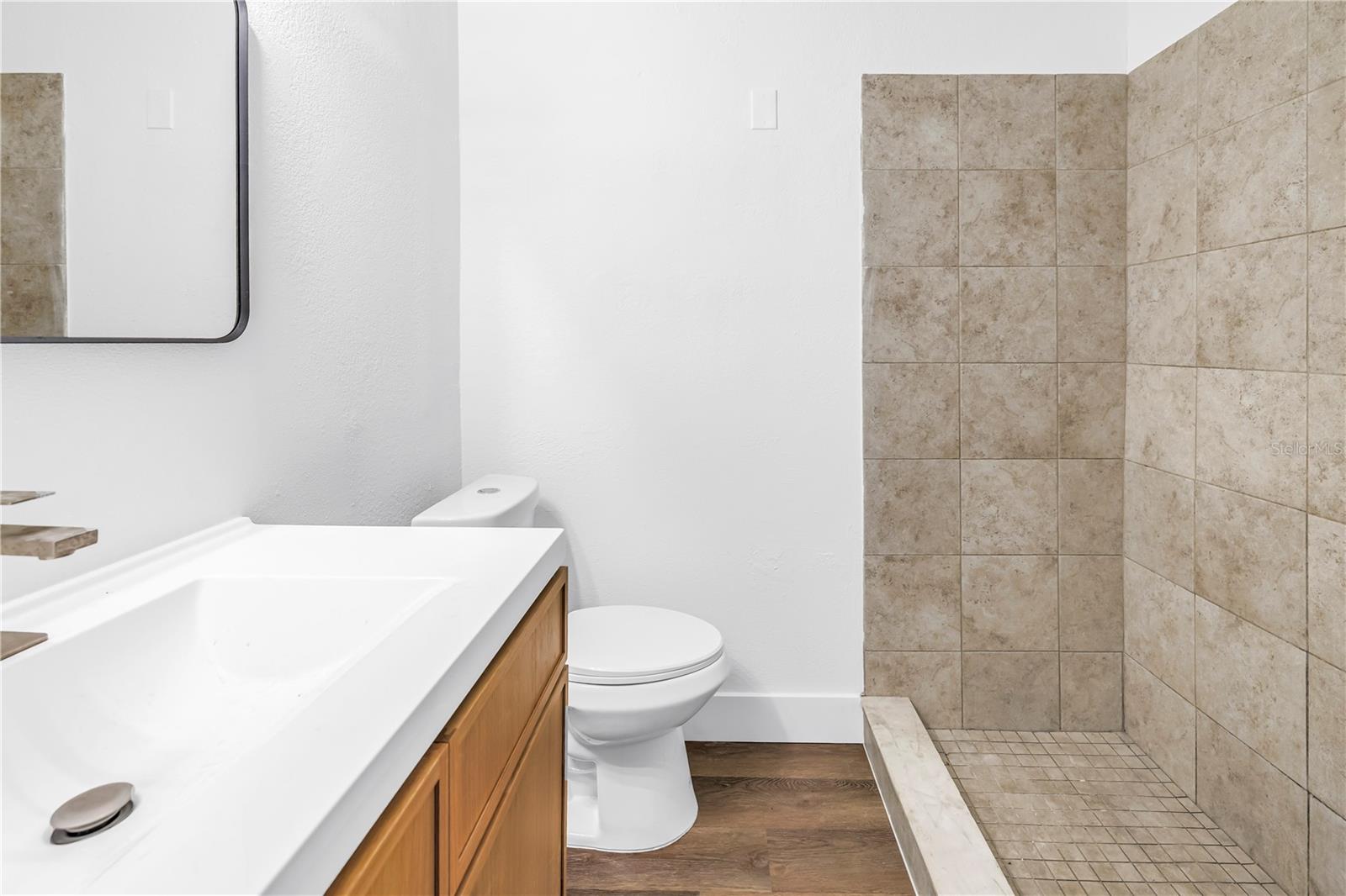 110 NE MONROE CIR N, ST PETERSBURG, FL, 33702