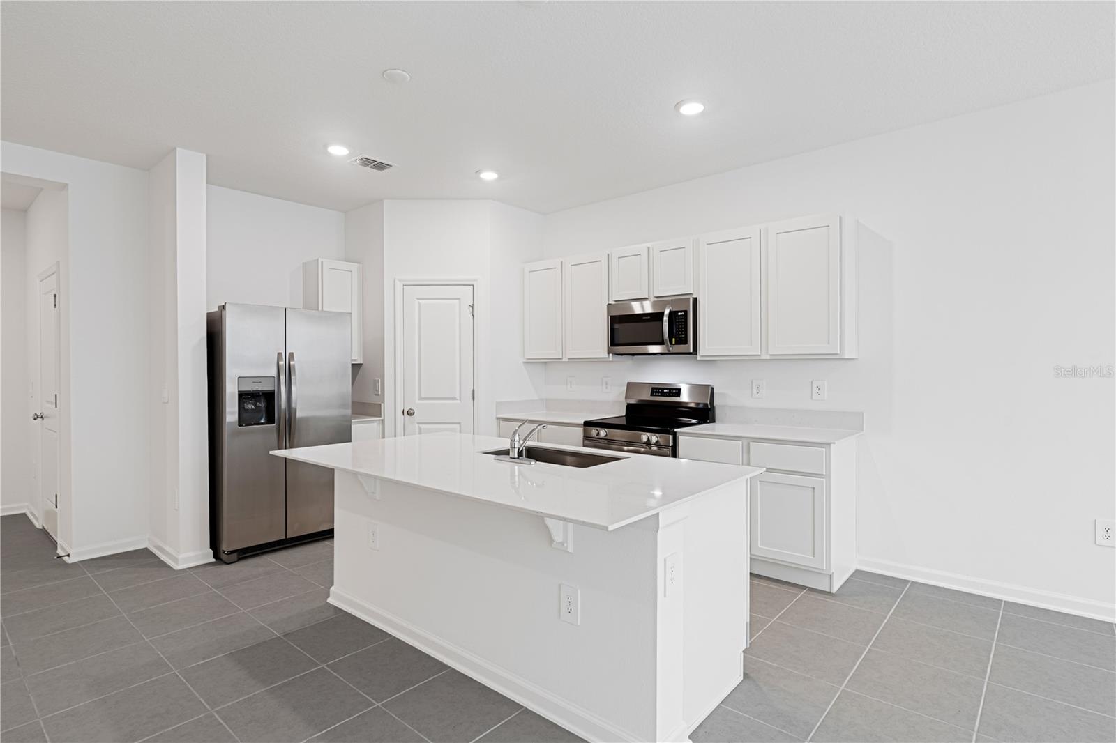 3119 KURTZ TER, DAVENPORT, FL, 33837