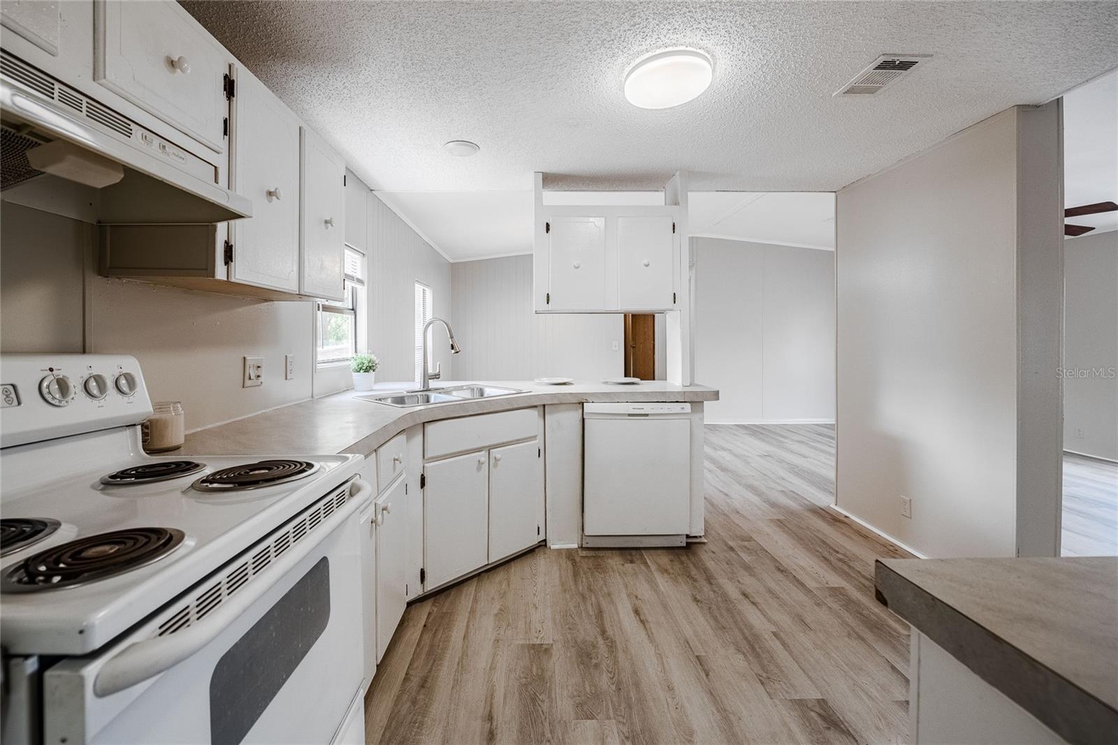 5106 MEADOW GROVE TRL, LAKELAND, FL, 33810