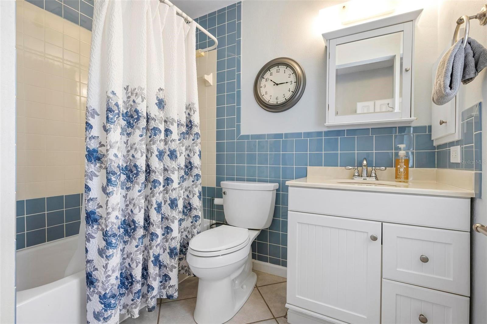 4503 GULF DR, HOLMES BEACH, FL, 34217