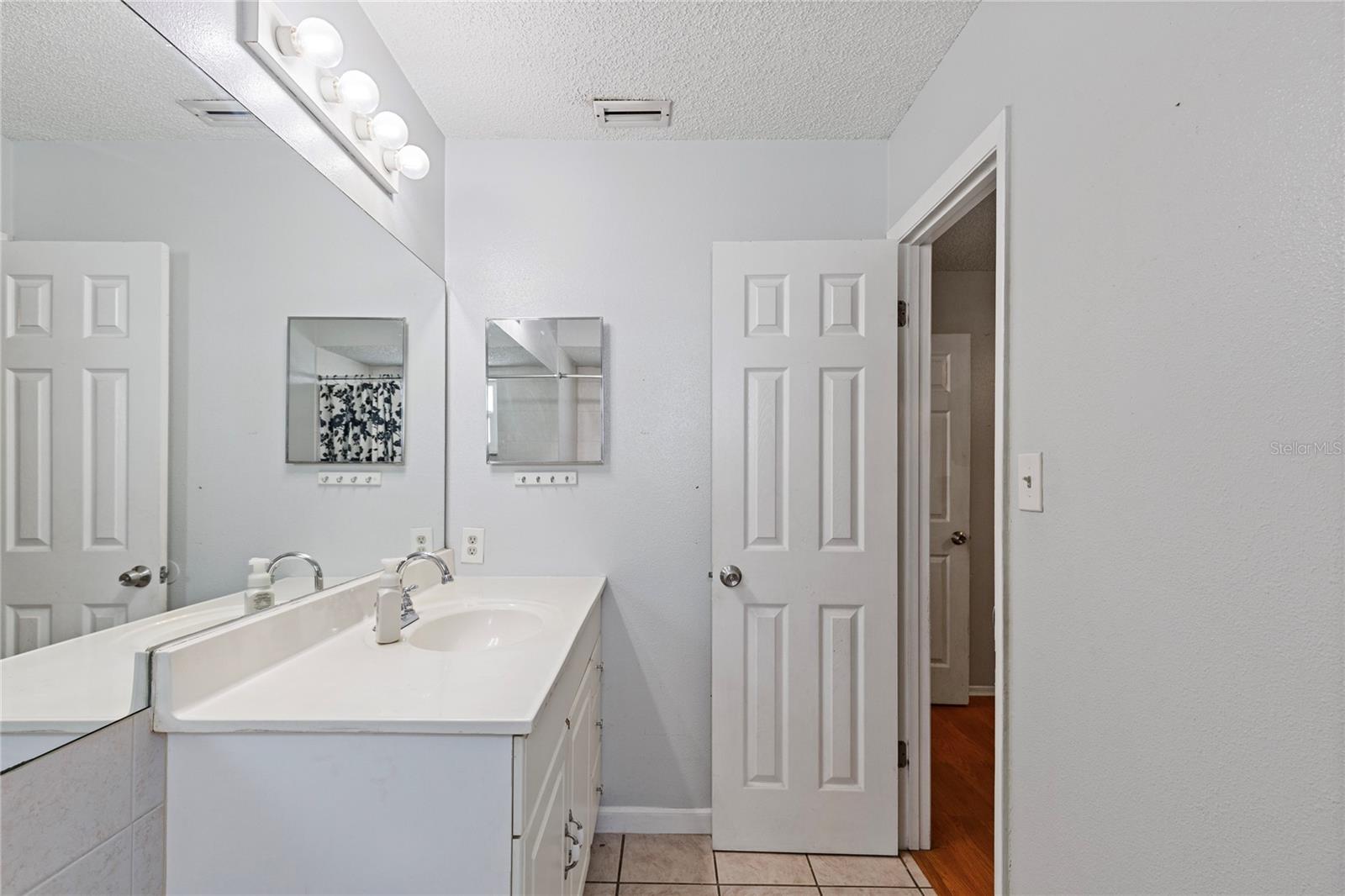 11611 NATURE TRL, PORT RICHEY, FL, 34668