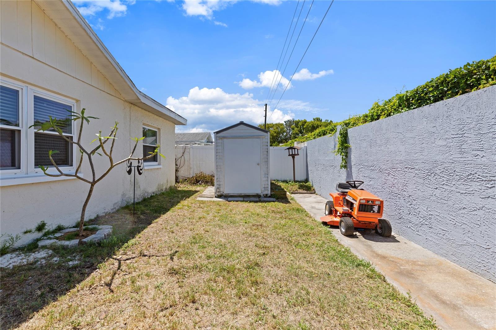 11611 NATURE TRL, PORT RICHEY, FL, 34668