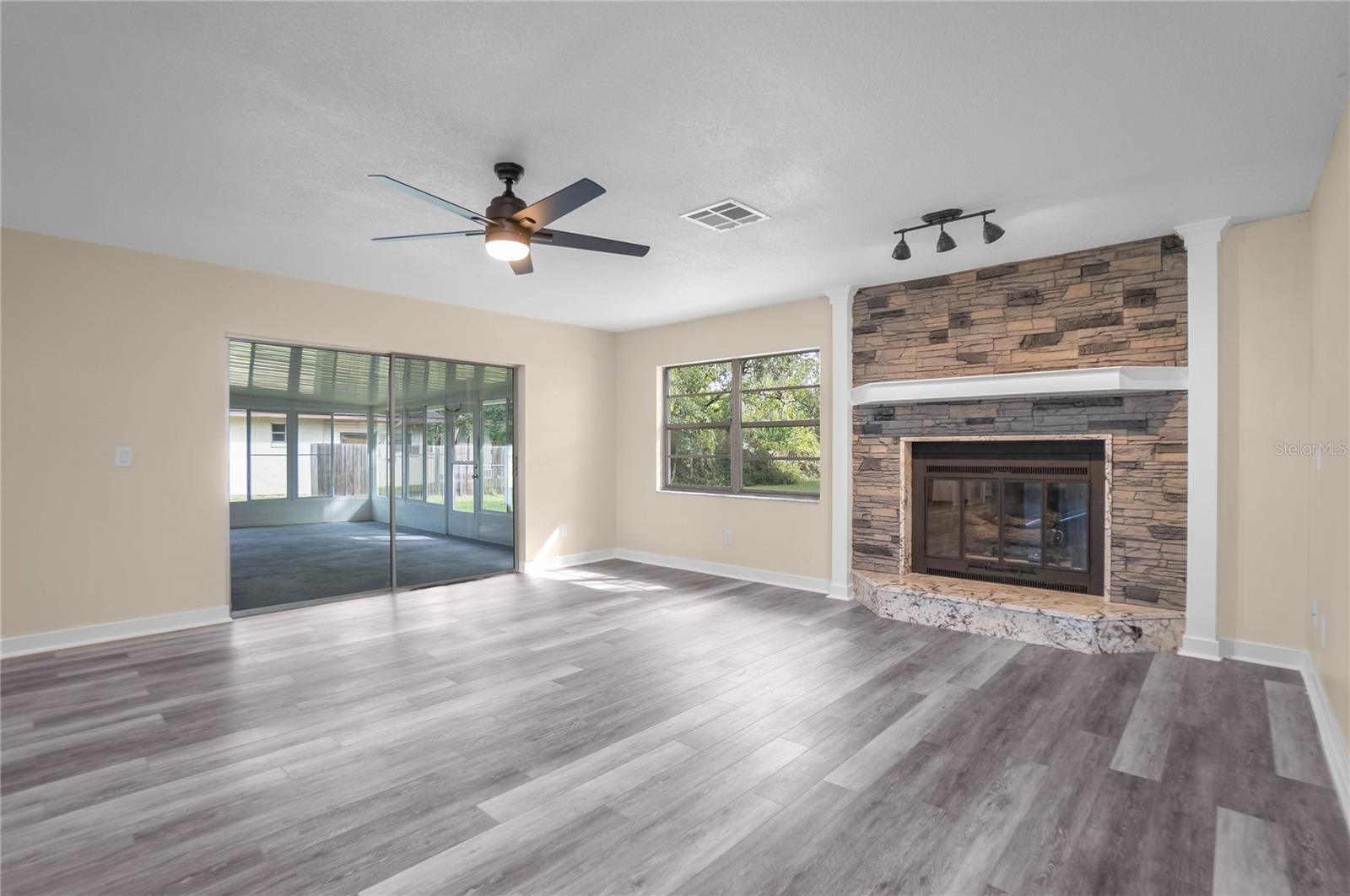 3211 S ROSE AVE, INVERNESS, FL, 34450