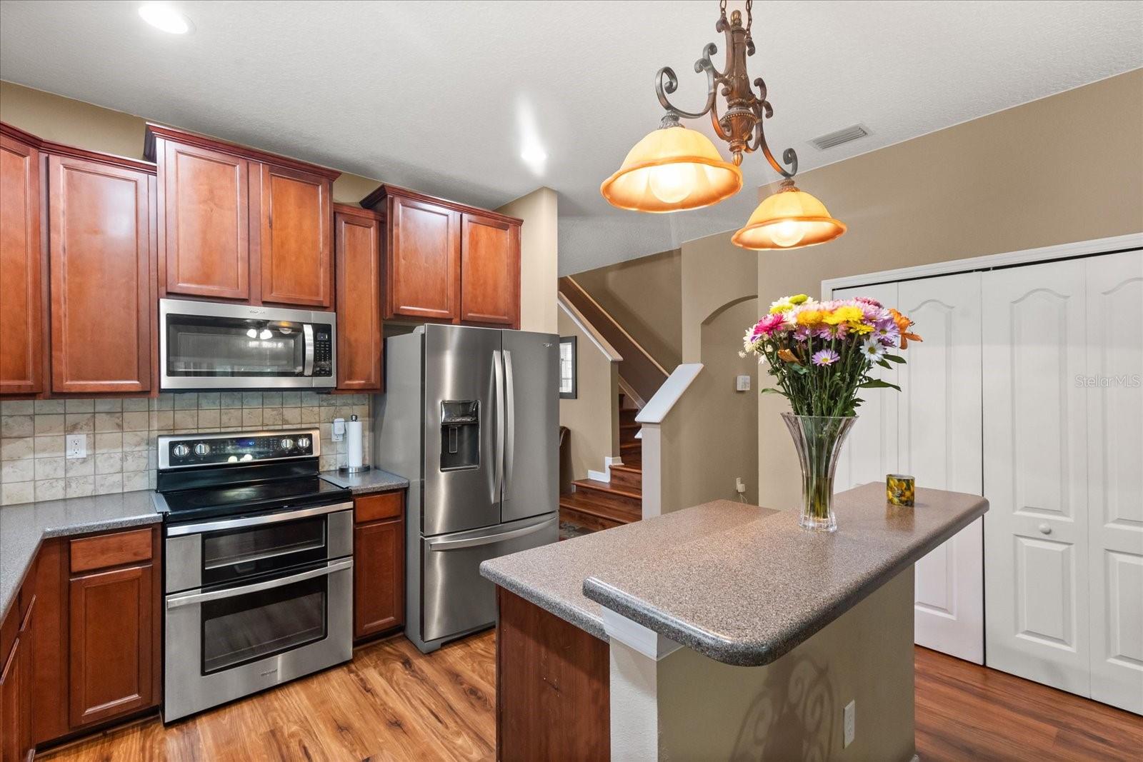 2721 WALDEN WOODS DR, PLANT CITY, FL, 33566