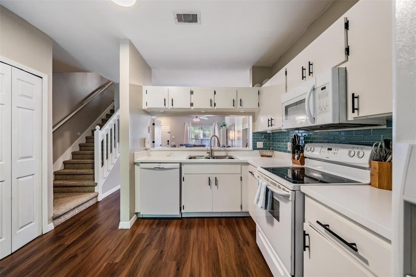 11332 CAYMAN KEY AVE, TAMPA, FL, 33624